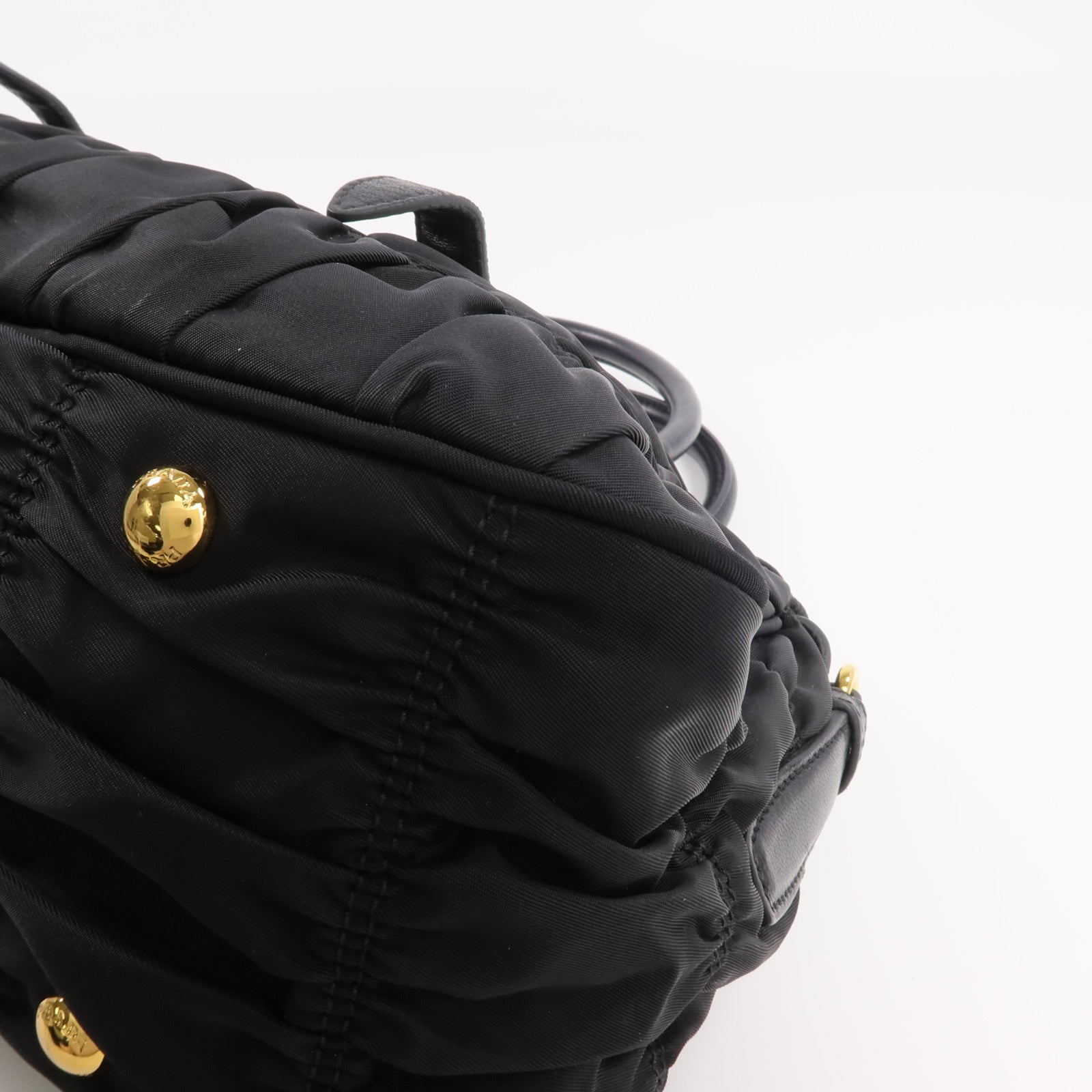 PRADA 尼龍Tessuto Gaufre Shoulder Bag金扣肩背袋