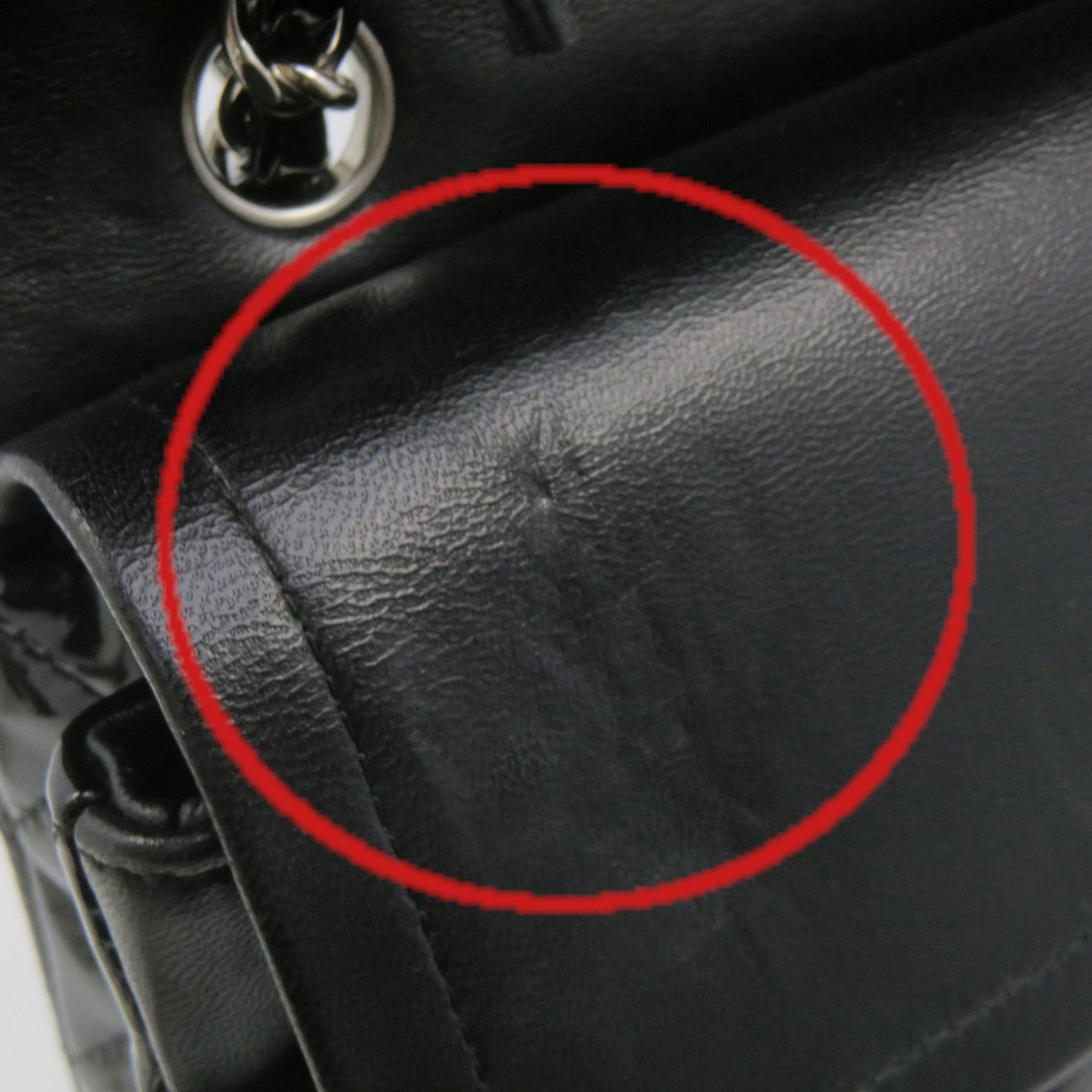 CHANEL 【清倉大減價】菱格漆皮皮革Classic 25 Shoulder Bag銀扣鏈帶肩背袋黑色