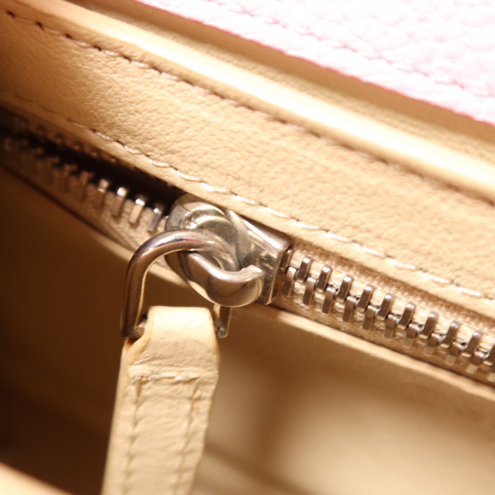 GIVENCHY 牛皮皮革Shoulder Bag手挽肩背兩用袋