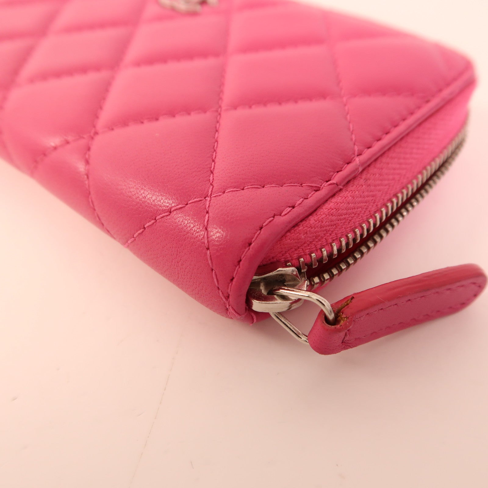 CHANEL 羊皮皮革Round Wallet銀扣錢包