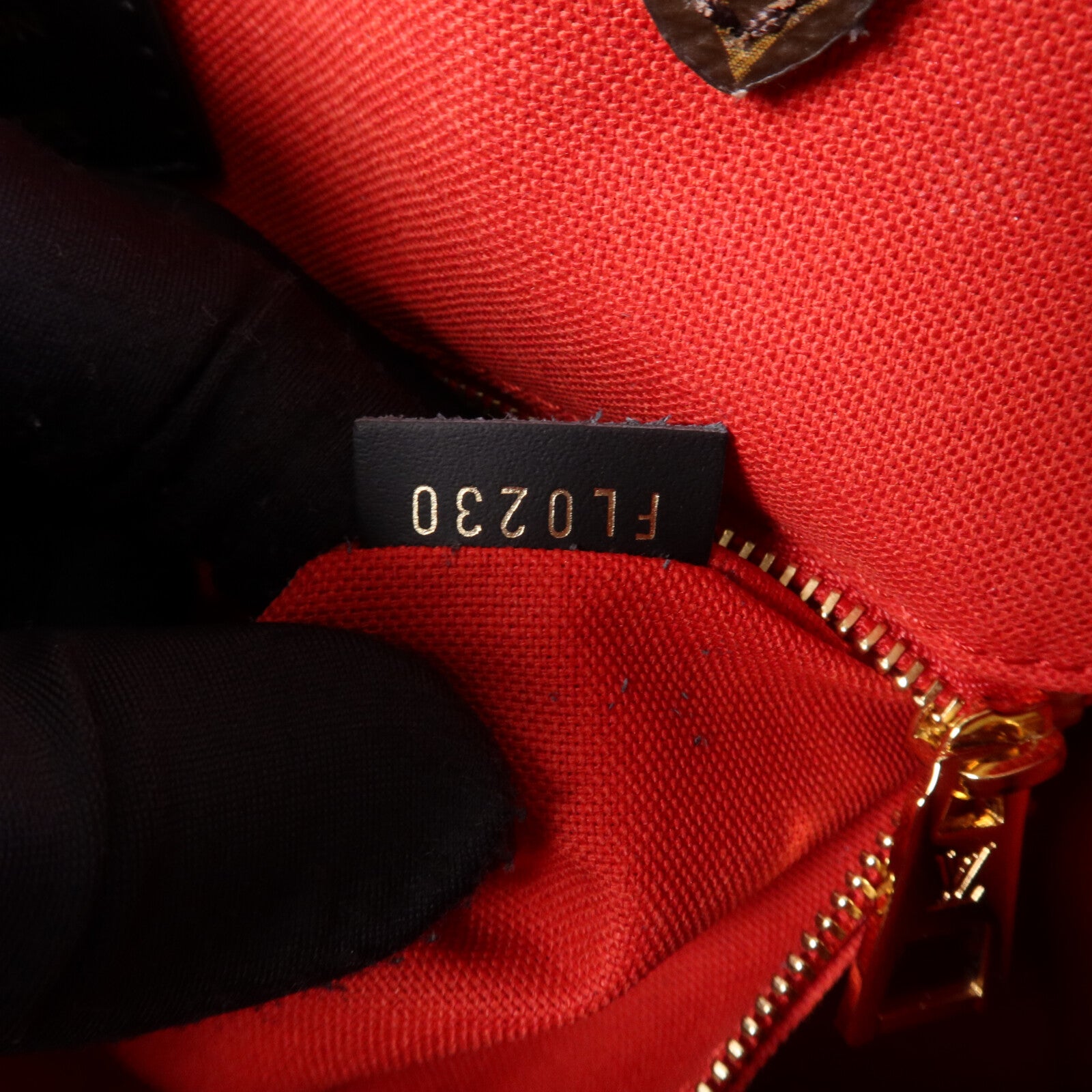 LOUIS VUITTON Monogram Giant On The Go MM金扣手挽肩背兩用袋