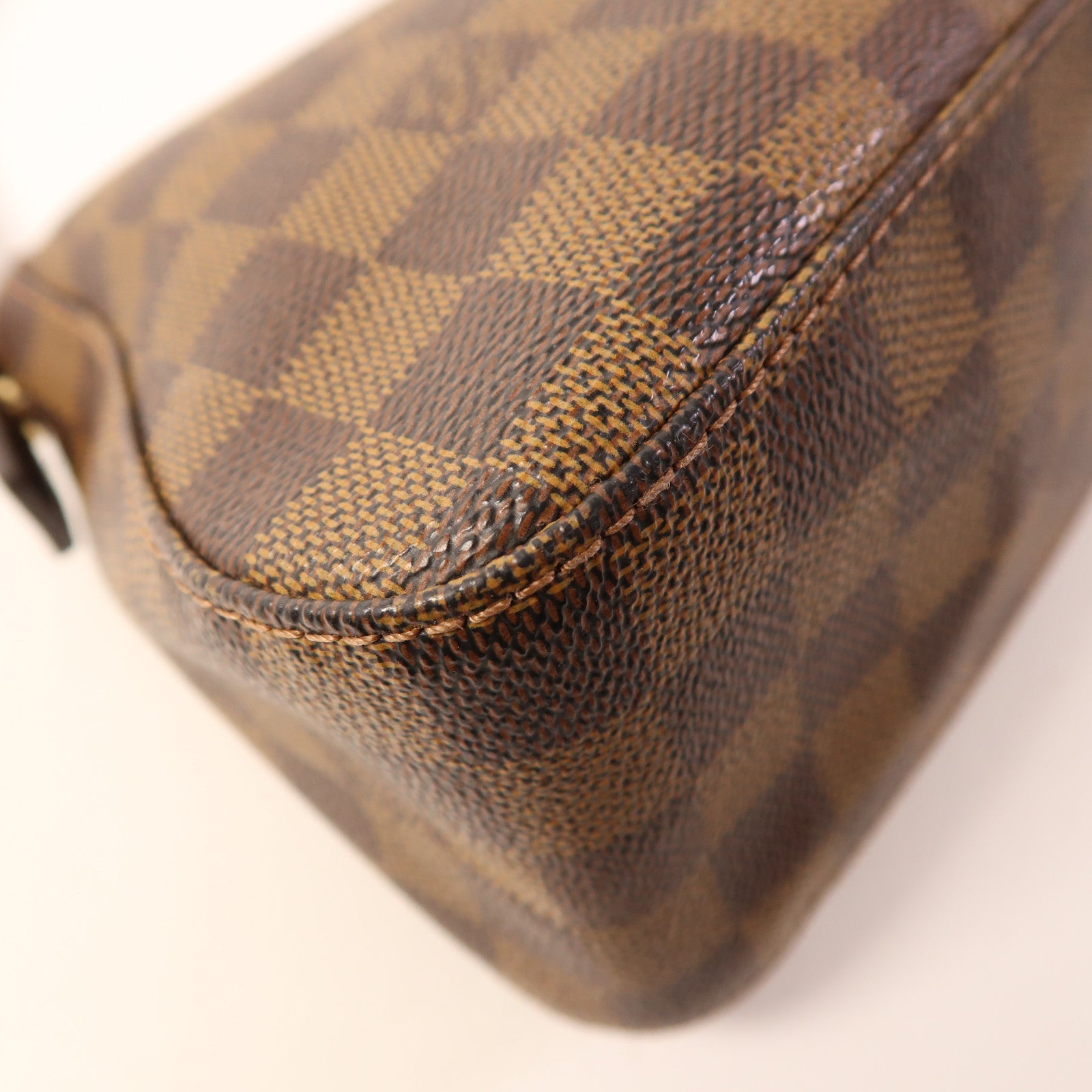 LOUIS VUITTON Damier Mini Looping金扣肩背袋