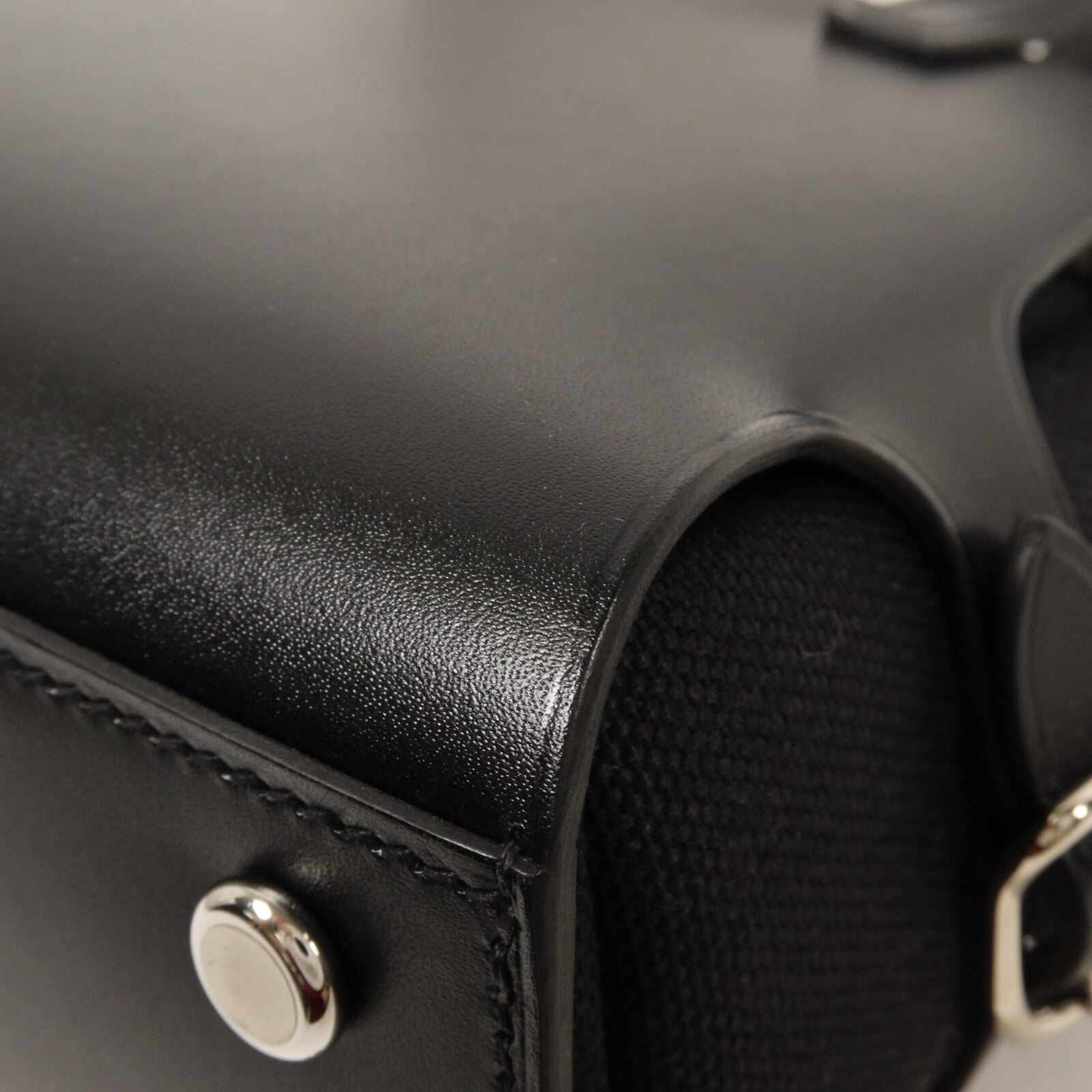 HERMES Hunter皮革/帆布Tablier Sellier手挽袋Noir