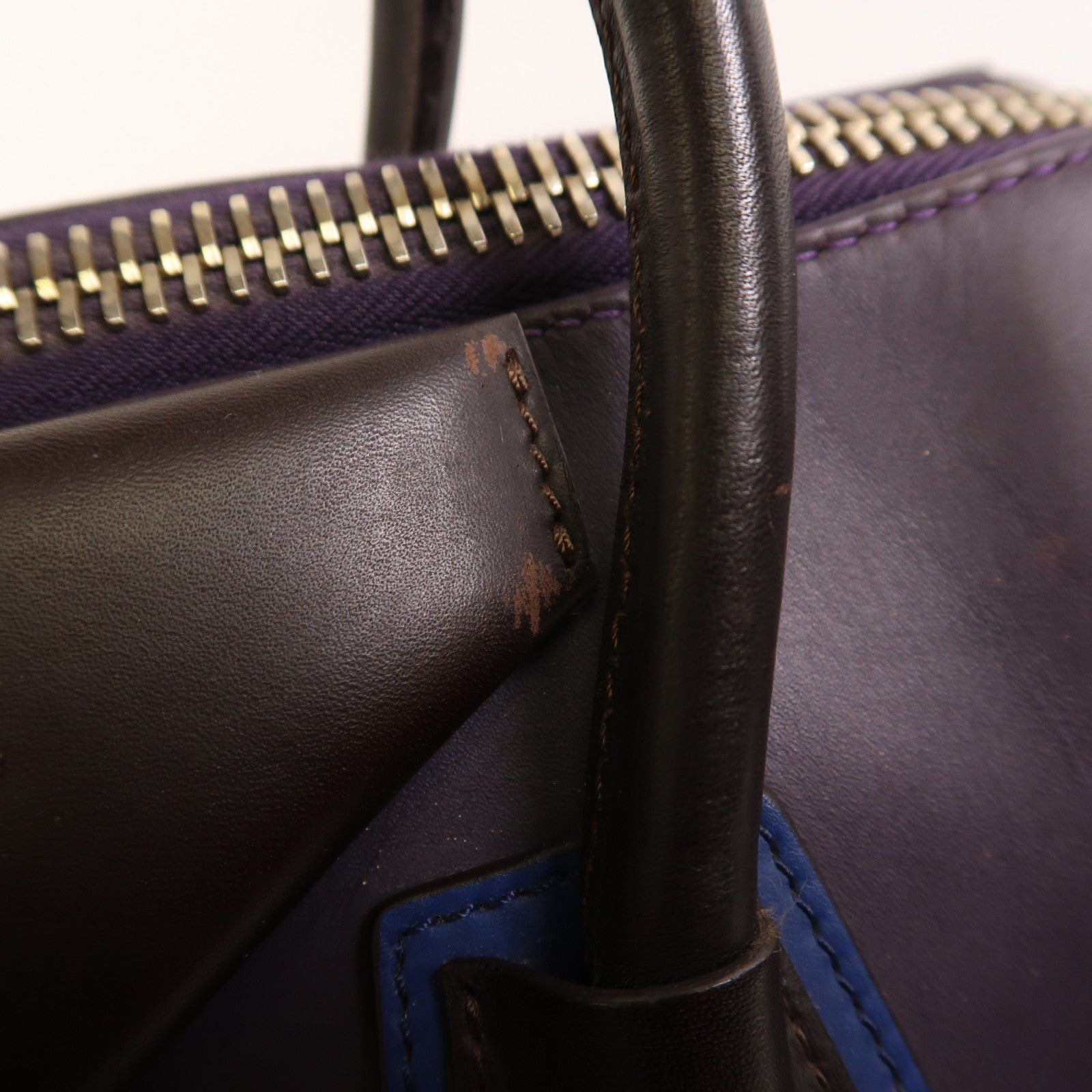 GIVENCHY 牛皮皮革Antigona Large金扣手挽肩背兩用袋