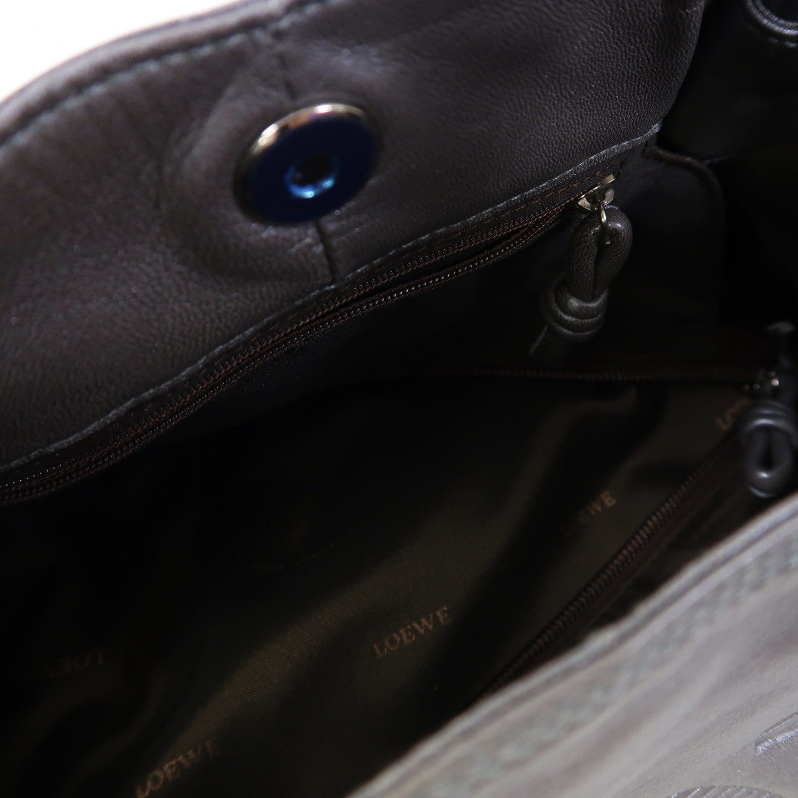 LOEWE 羊皮皮革Shoulder Bag銀扣肩背袋灰色