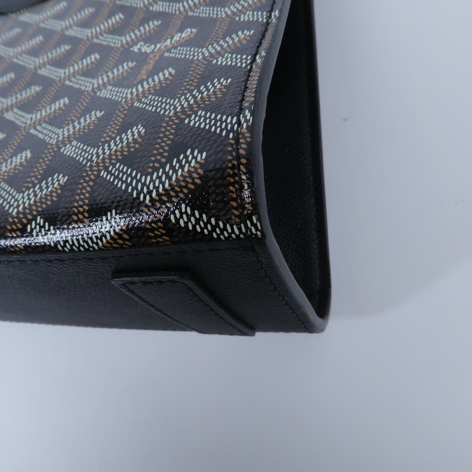 GOYARD 牛皮皮革/塗層帆布Rouette Structure PM鏈帶肩背袋