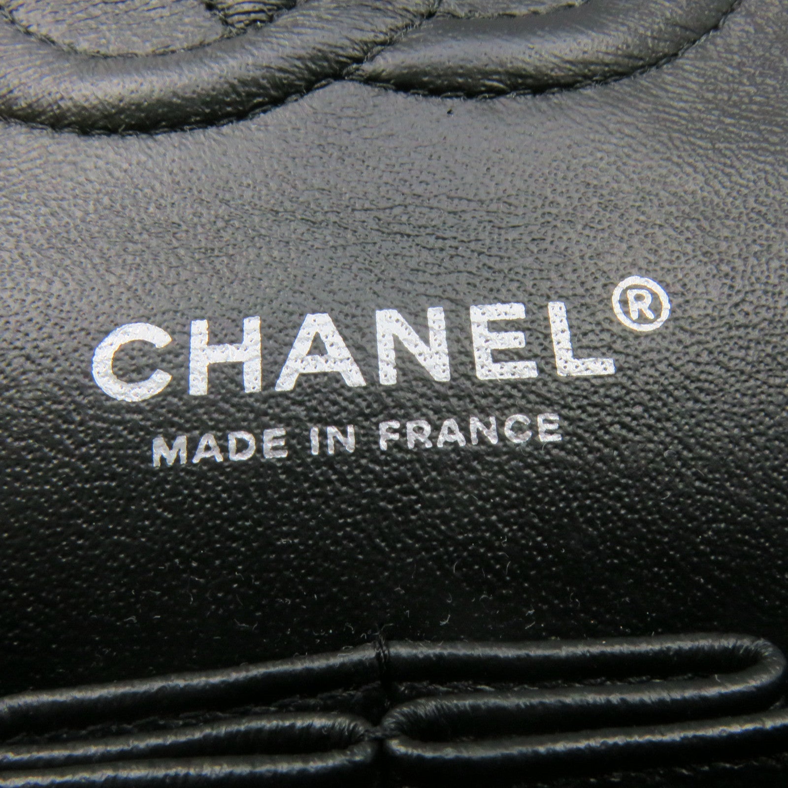 CHANEL 【清倉大減價】菱格漆皮皮革Classic 25 Shoulder Bag銀扣鏈帶肩背袋黑色