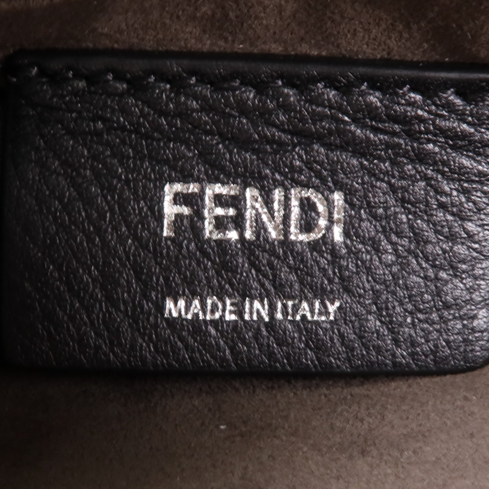 FENDI 牛皮皮革Ken I銀扣鏈帶肩背袋