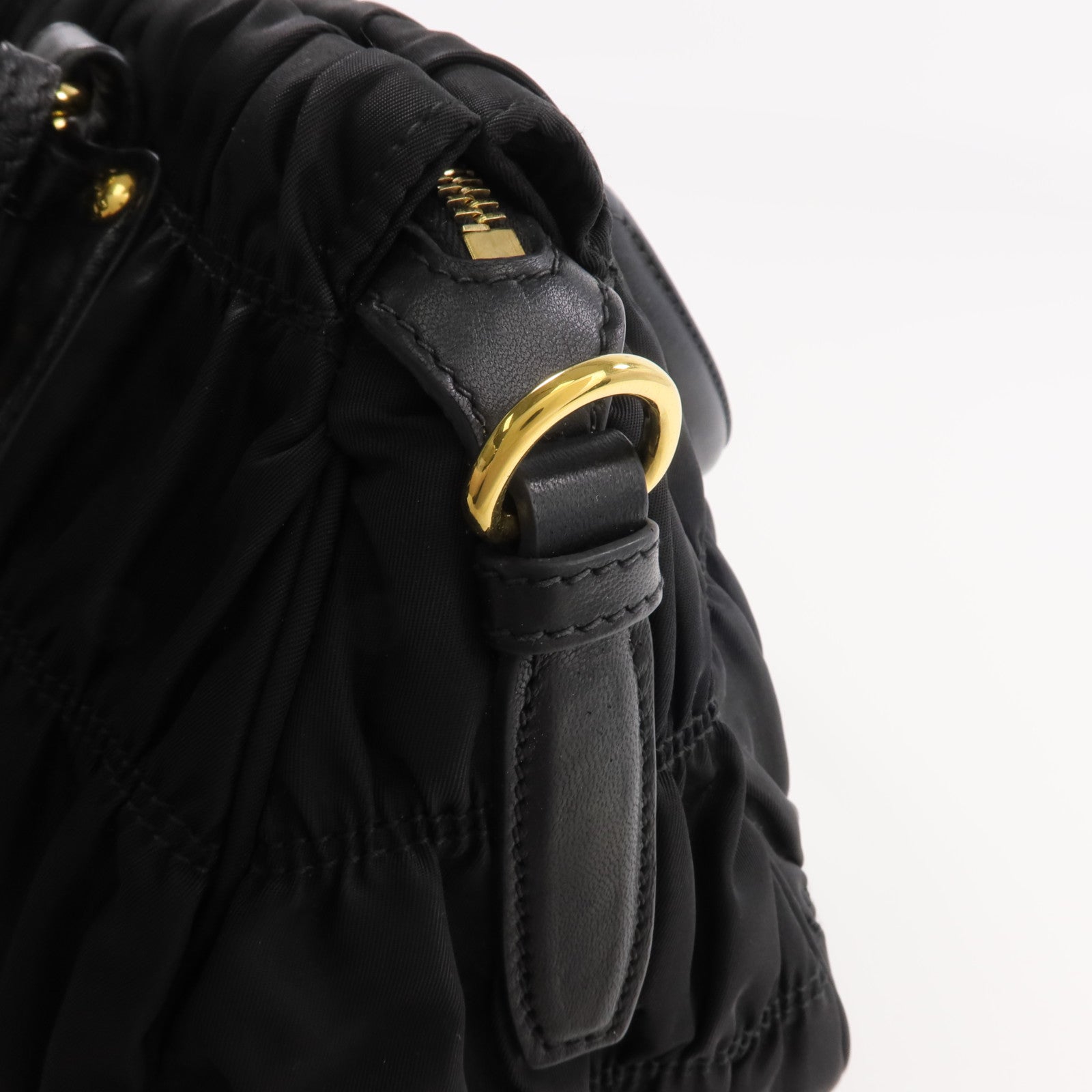 PRADA 尼龍Tessuto Gaufre Shoulder Bag金扣肩背袋