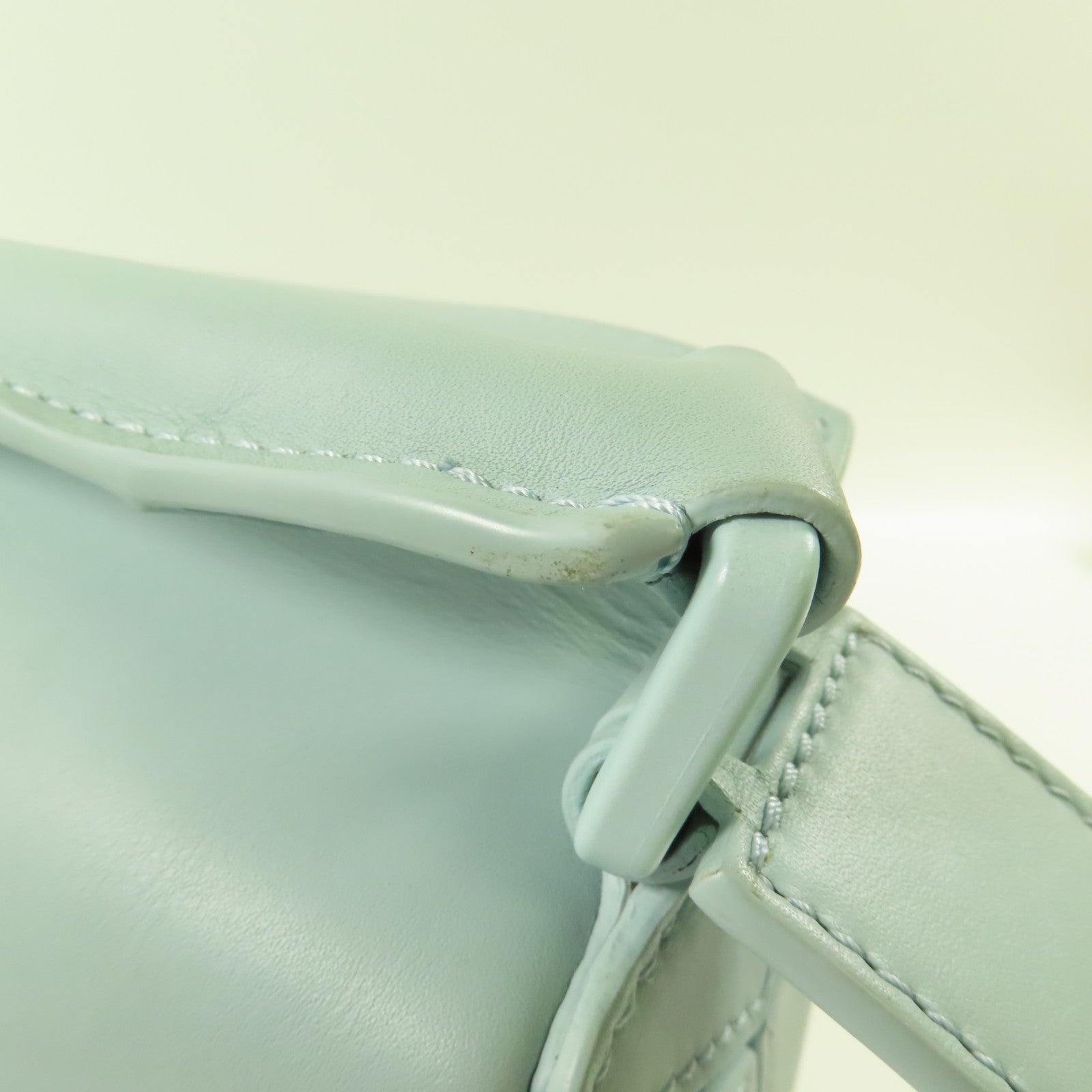 LOEWE 牛皮皮革Small Puzzle金扣手挽肩背兩用袋