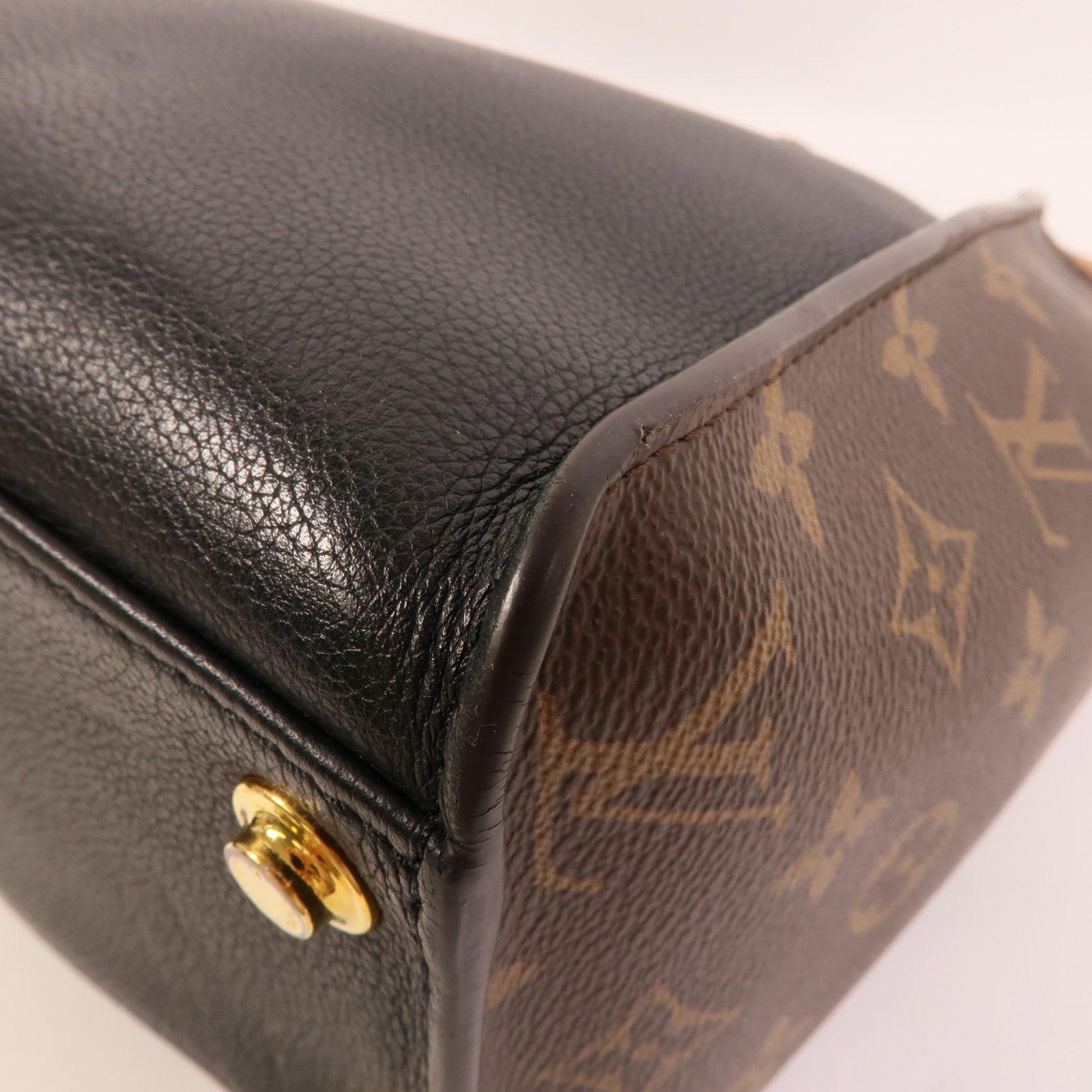 LOUIS VUITTON Monogram/牛皮皮革On My Side MM手挽袋