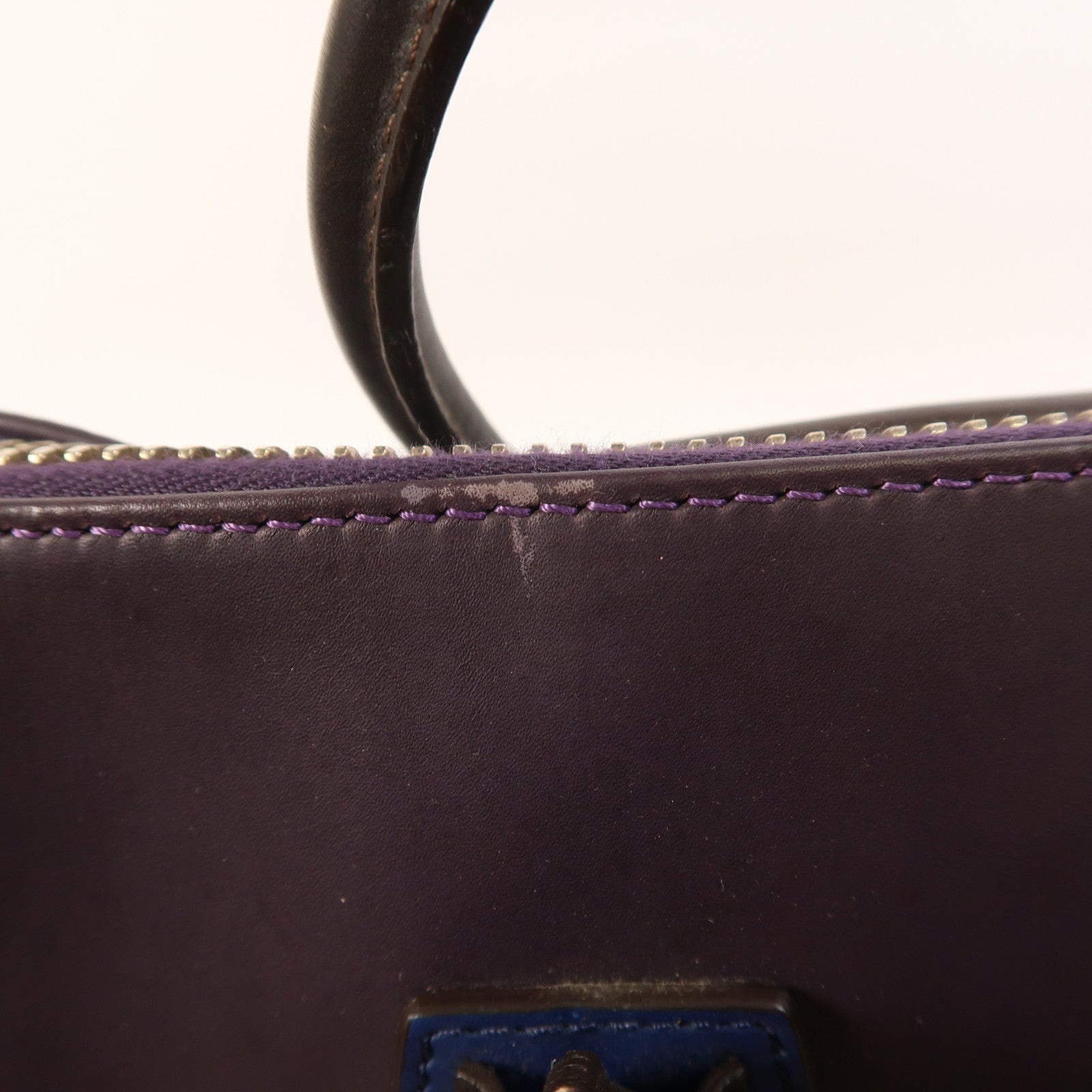 GIVENCHY 牛皮皮革Antigona Large金扣手挽肩背兩用袋