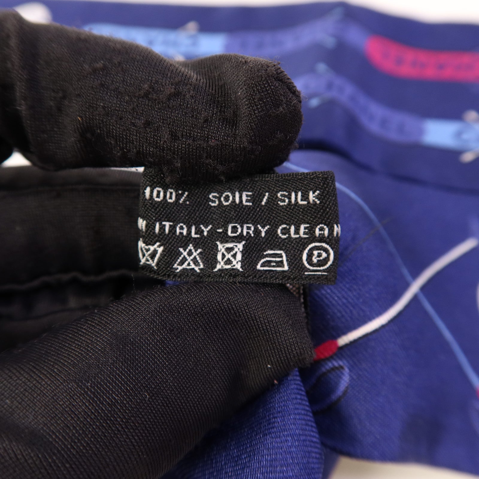 CHANEL 絲質Scarf絲巾