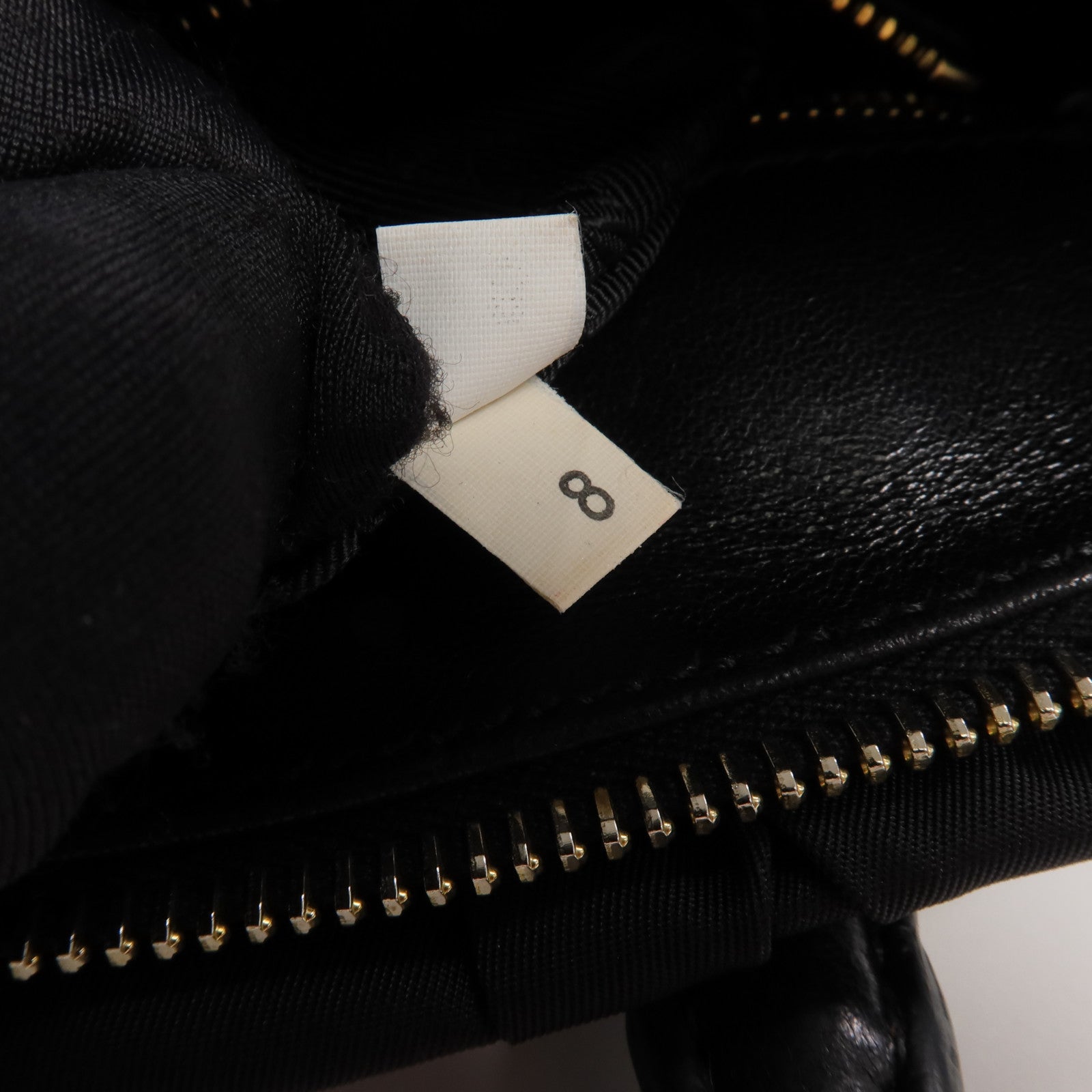 PRADA 尼龍Tessuto Gaufre Shoulder Bag金扣肩背袋