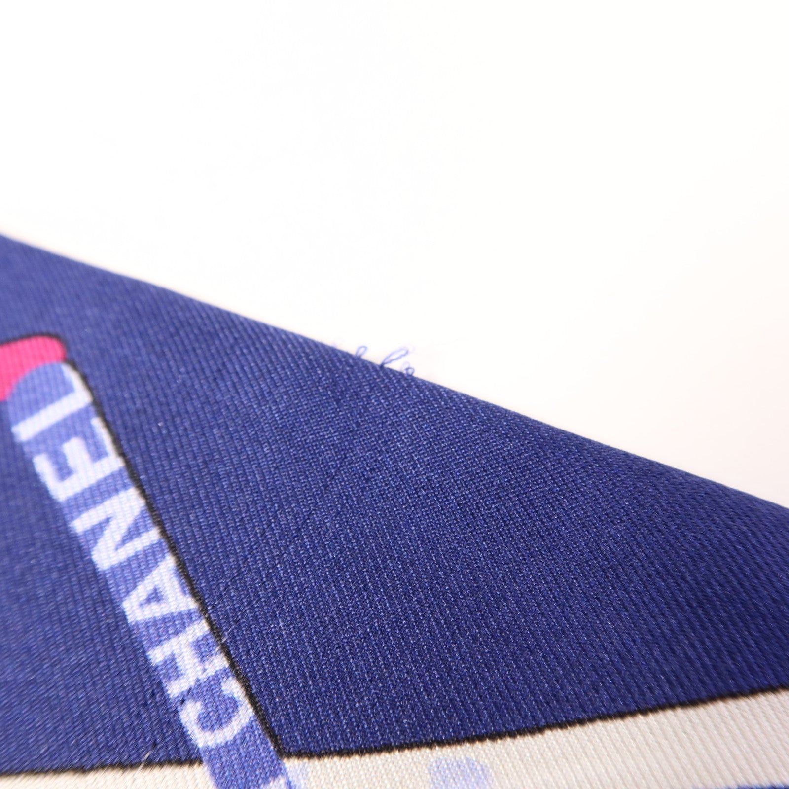 CHANEL 絲質Scarf絲巾