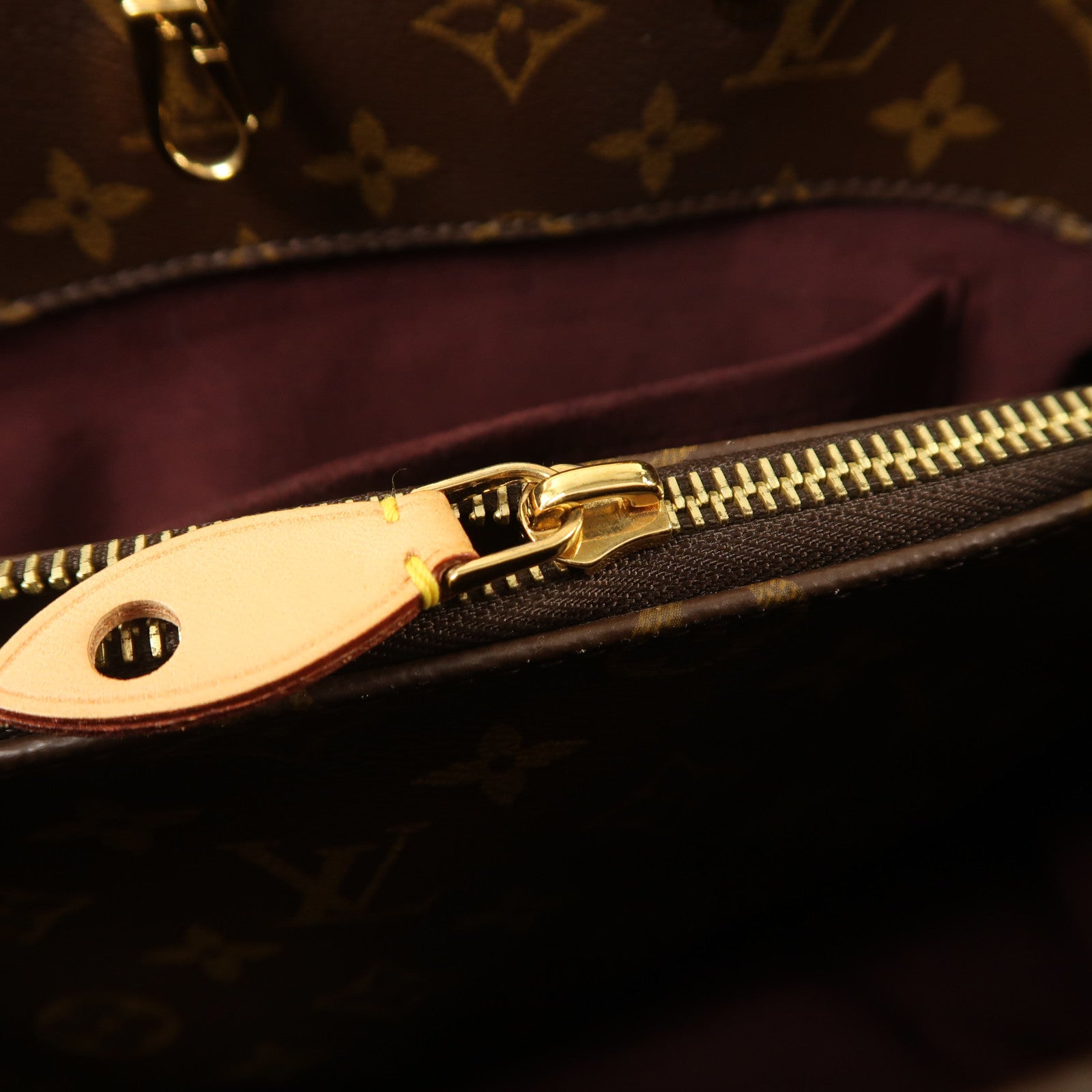 LOUIS VUITTON Monogram Montaigne MM金扣手挽肩背兩用袋