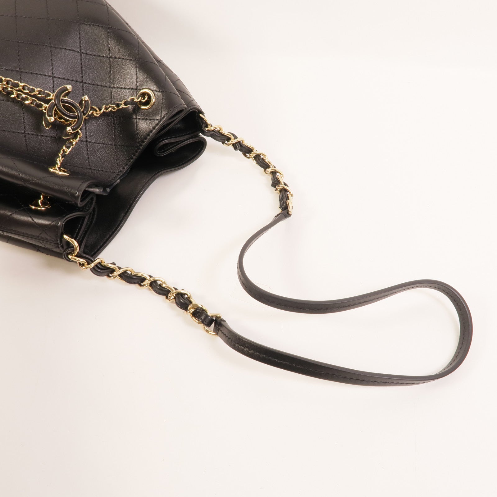 CHANEL 牛皮皮革Bucket Bag肩背袋