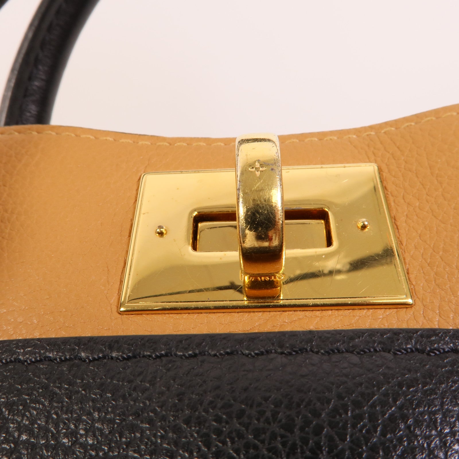 LOUIS VUITTON Monogram/牛皮皮革On My Side MM手挽袋