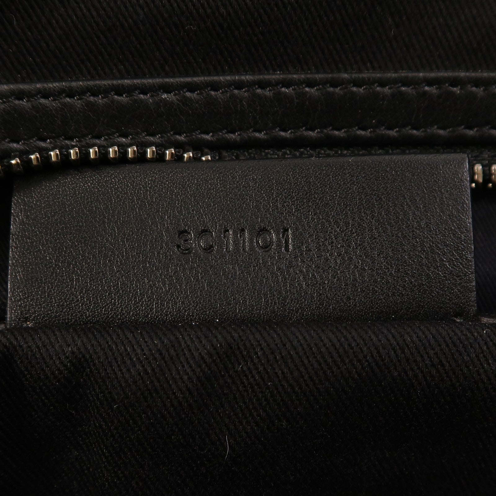 GIVENCHY 牛皮皮革Antigona Large金扣手挽肩背兩用袋