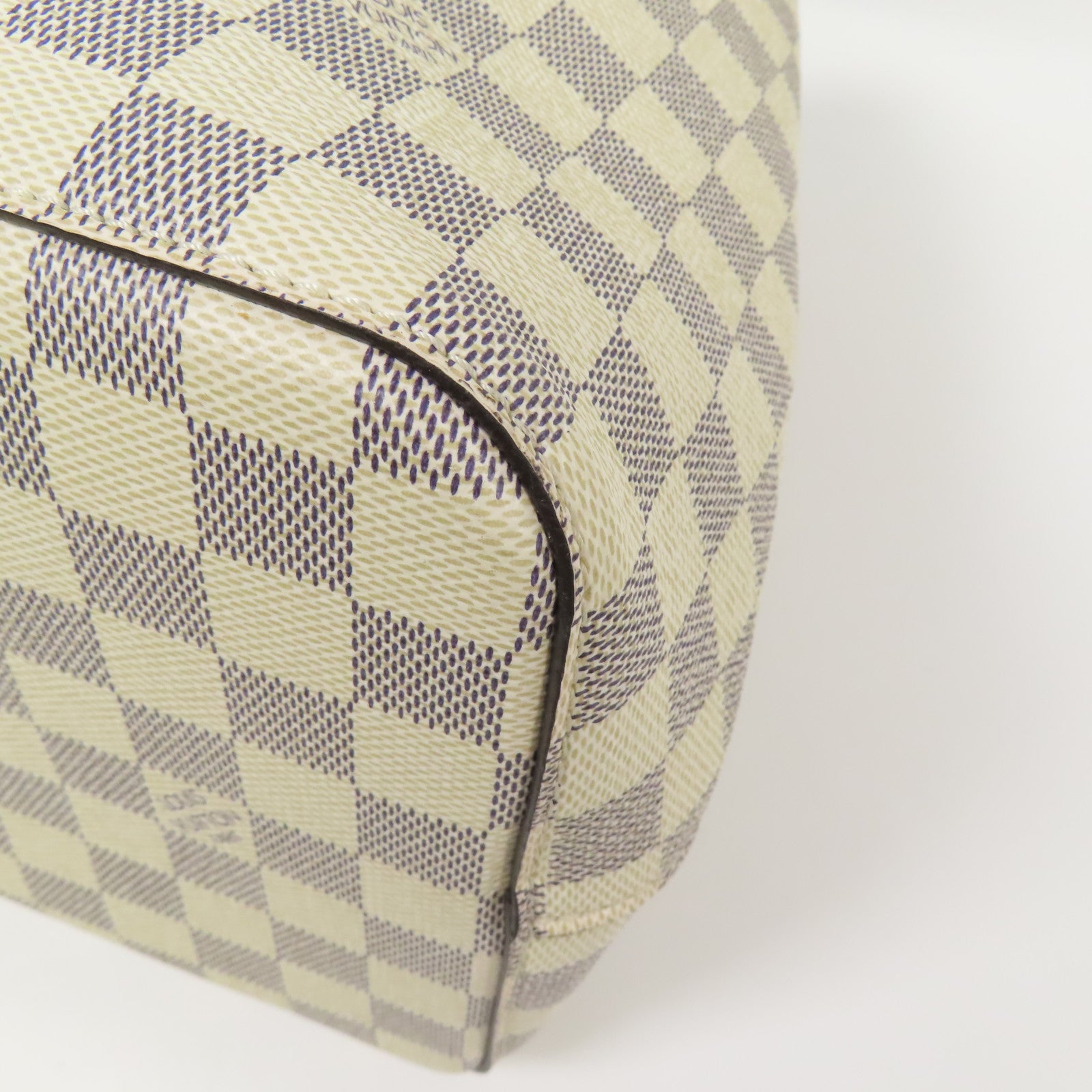 LOUIS VUITTON Damier Azur Neo Noe金扣肩背袋白色
