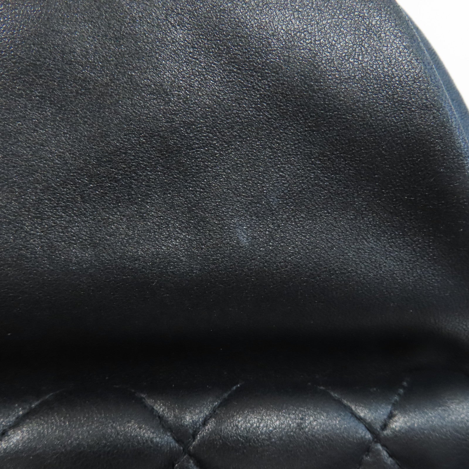 CHANEL 菱格羊皮皮革Backpack金扣鏈帶背包黑色