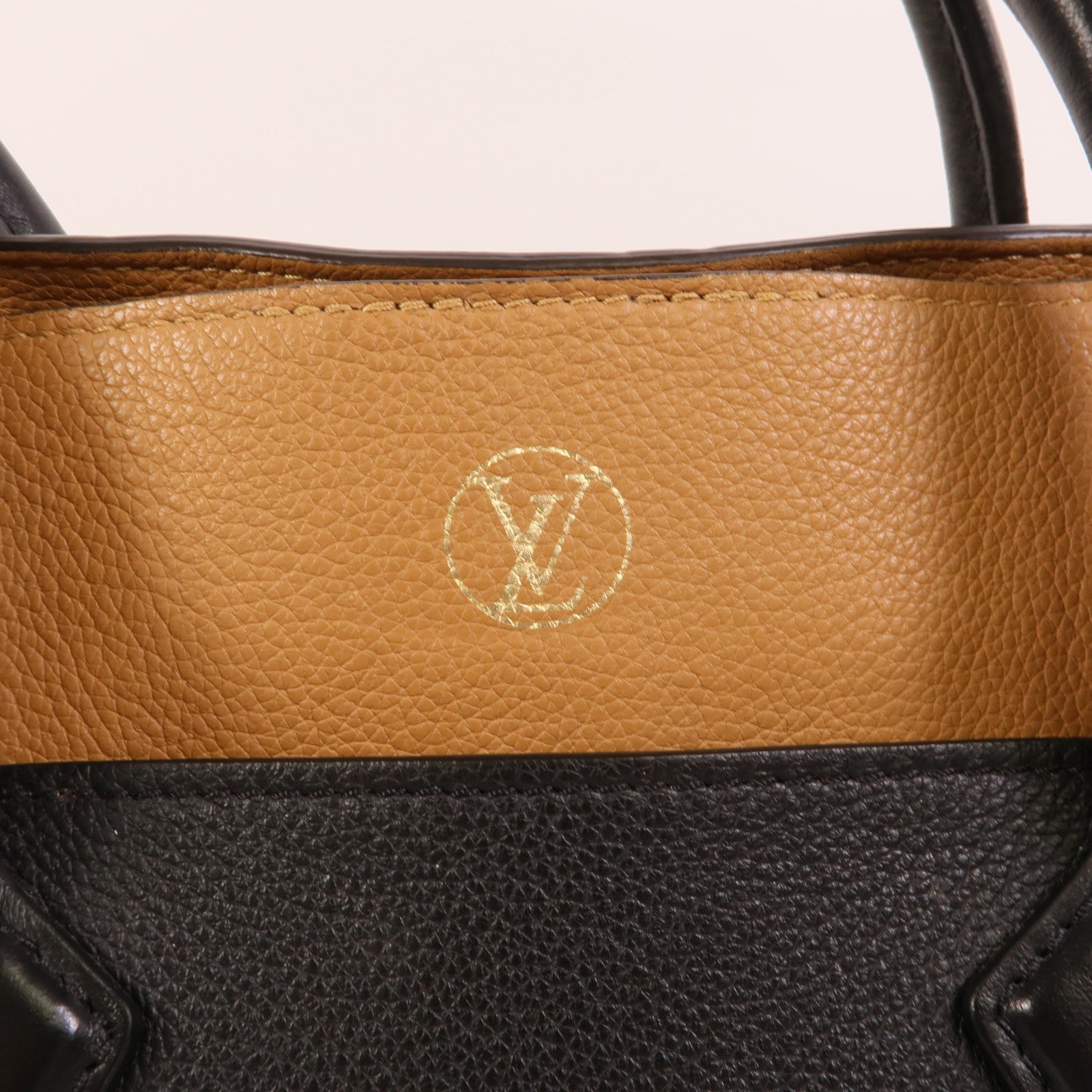 LOUIS VUITTON Monogram/牛皮皮革On My Side MM手挽袋