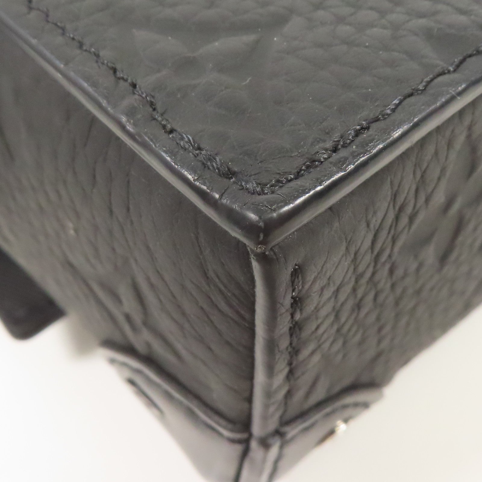 LOUIS VUITTON Monogram Taurillon Steamer Wearable Wallet扣肩背袋