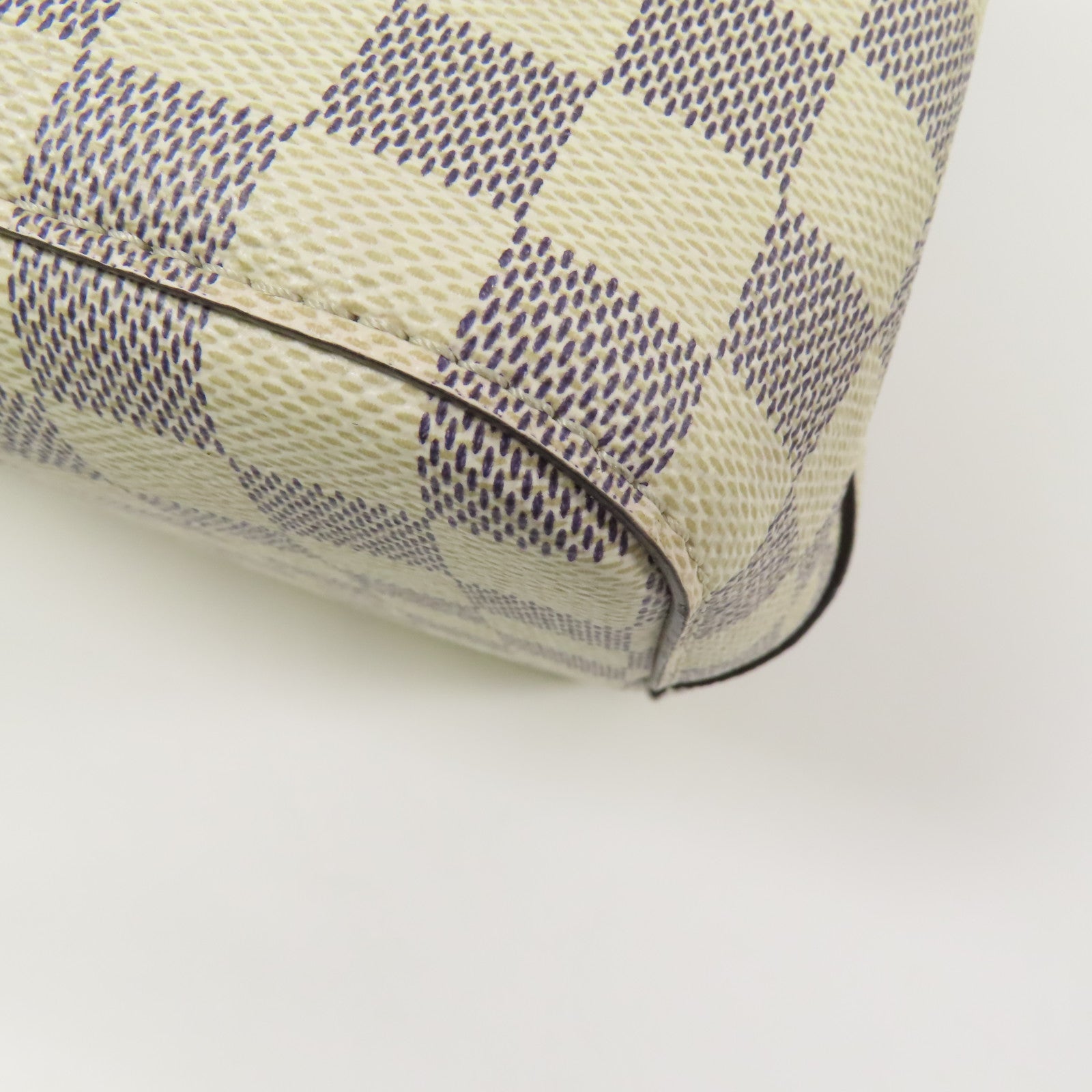LOUIS VUITTON Damier Azur Neo Noe金扣肩背袋白色