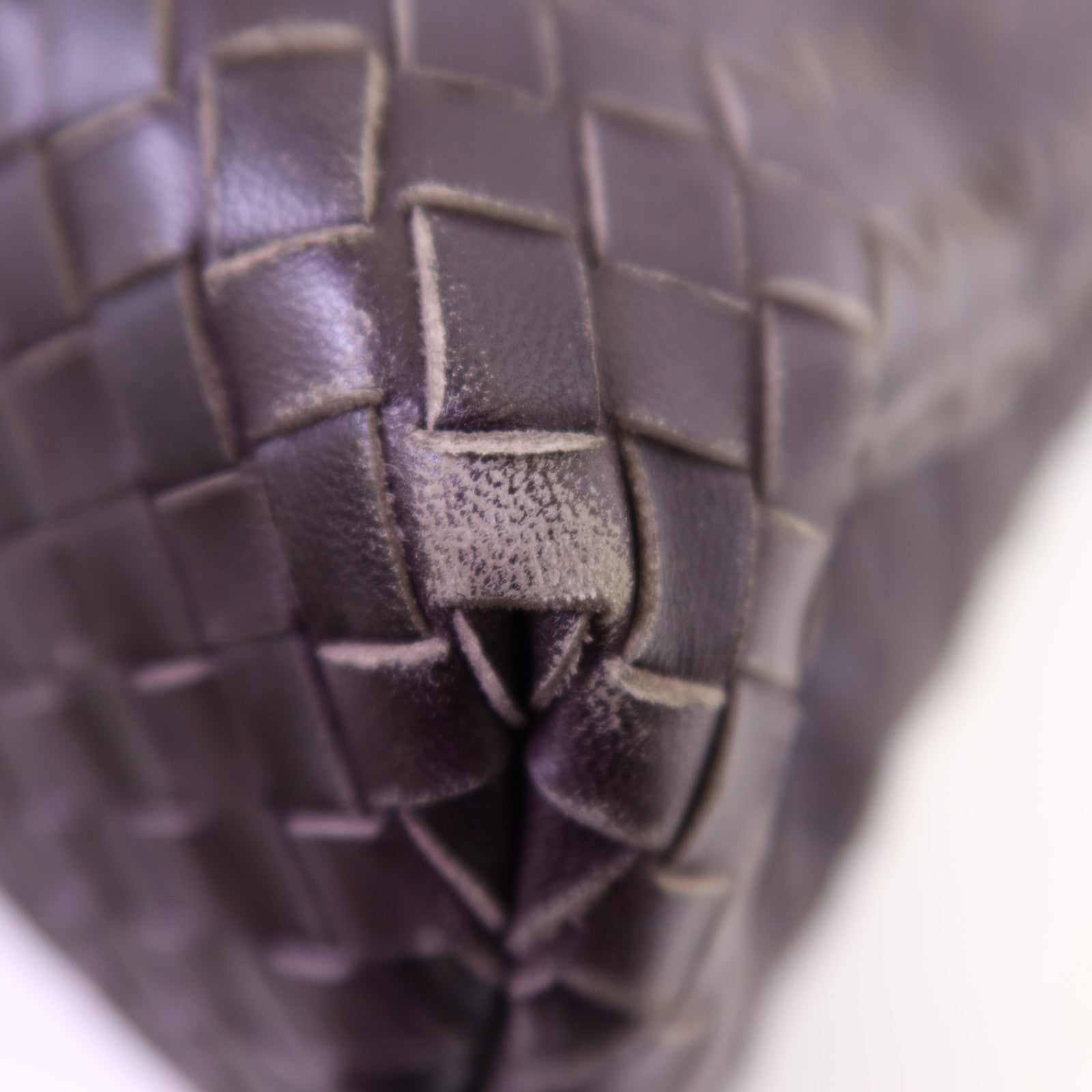 BOTTEGA VENETA 織紋皮革Roma Medium金扣手挽袋