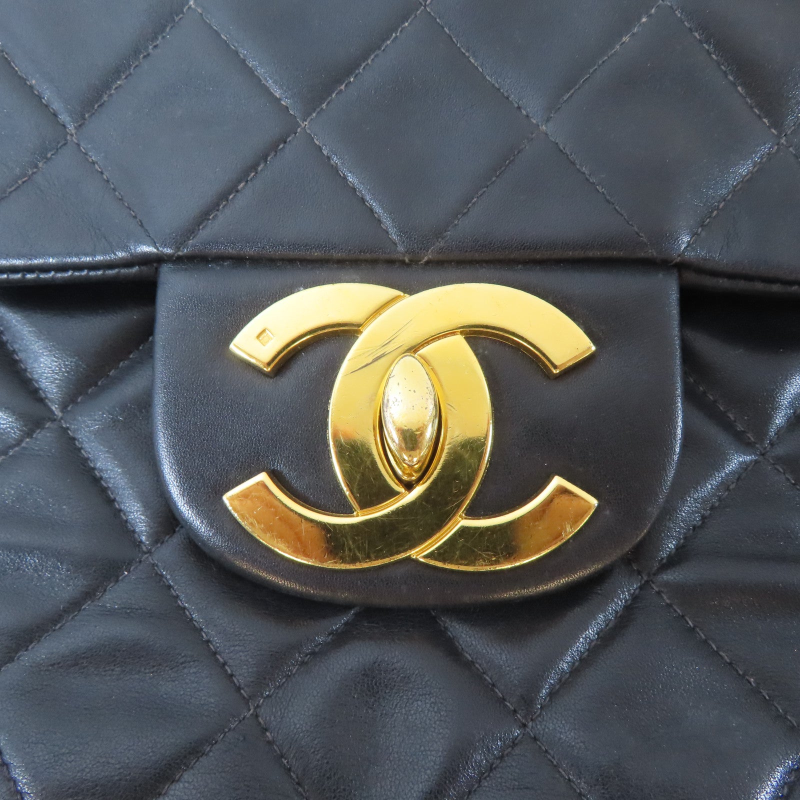 CHANEL 菱格羊皮皮革Chain Shoulder金扣鏈帶肩背袋黑色
