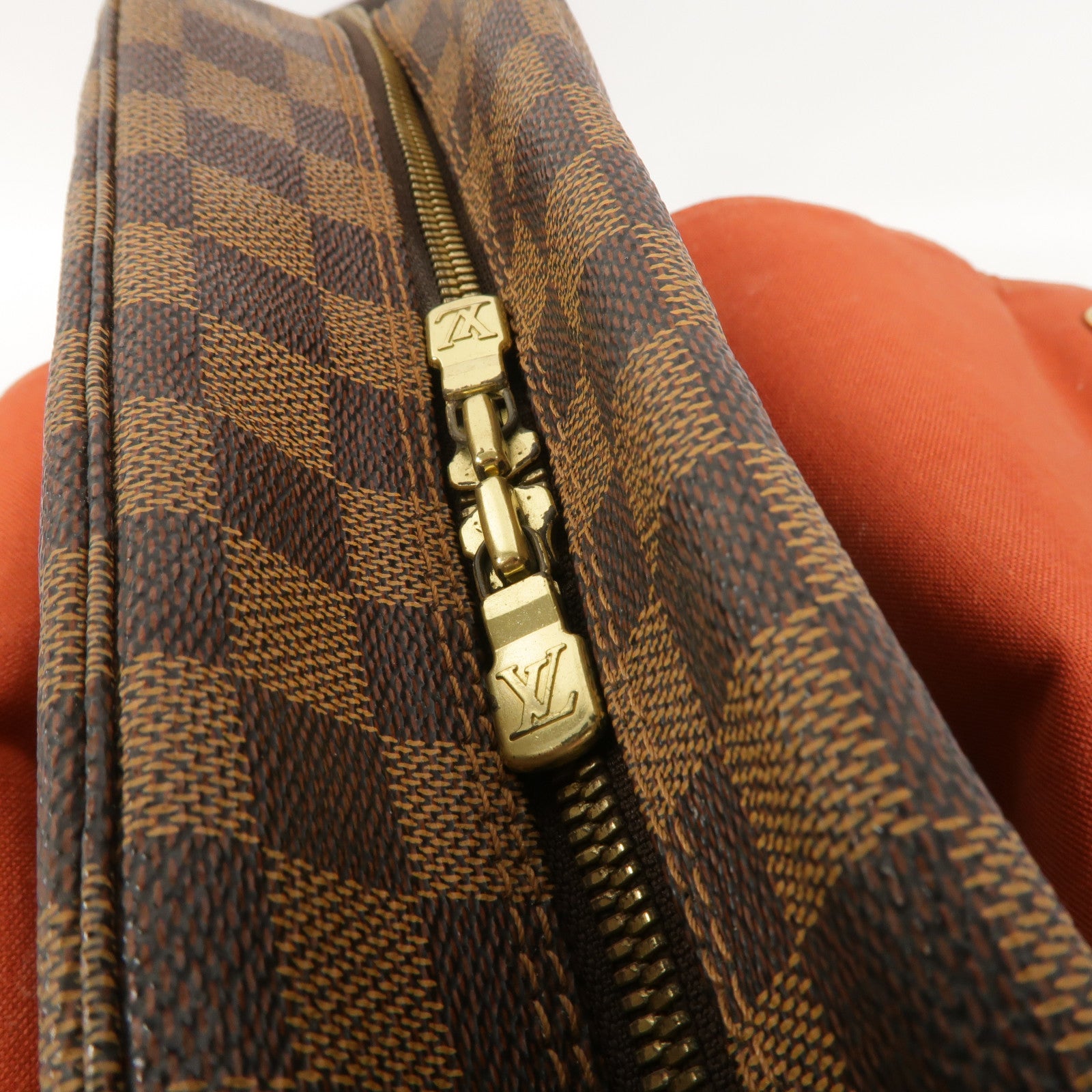 LOUIS VUITTON Damier Naviglio肩背袋