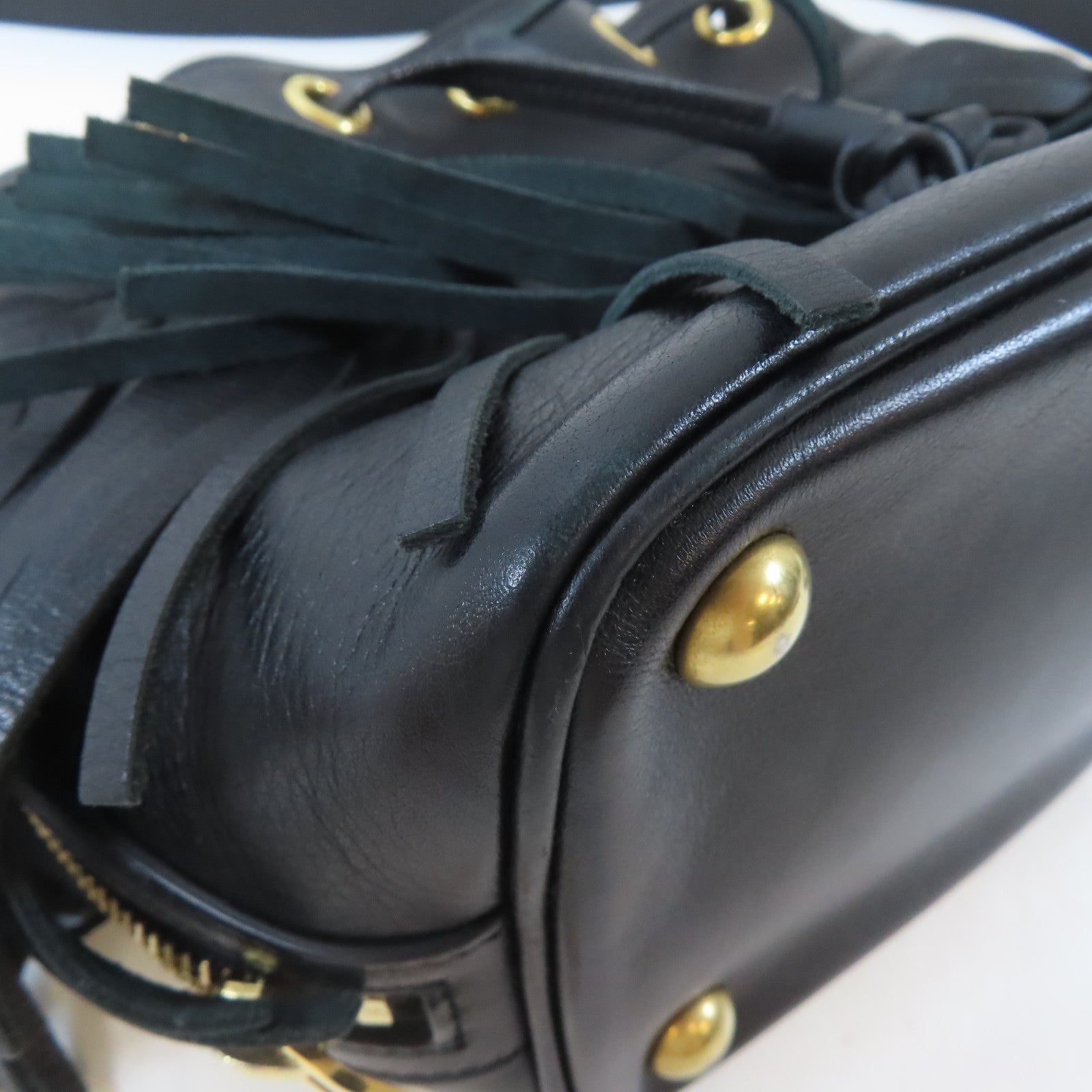 SAINT LAURENT 牛皮皮革Emmanuelle Fringe Bucket Bag金扣手挽肩背兩用袋黑色