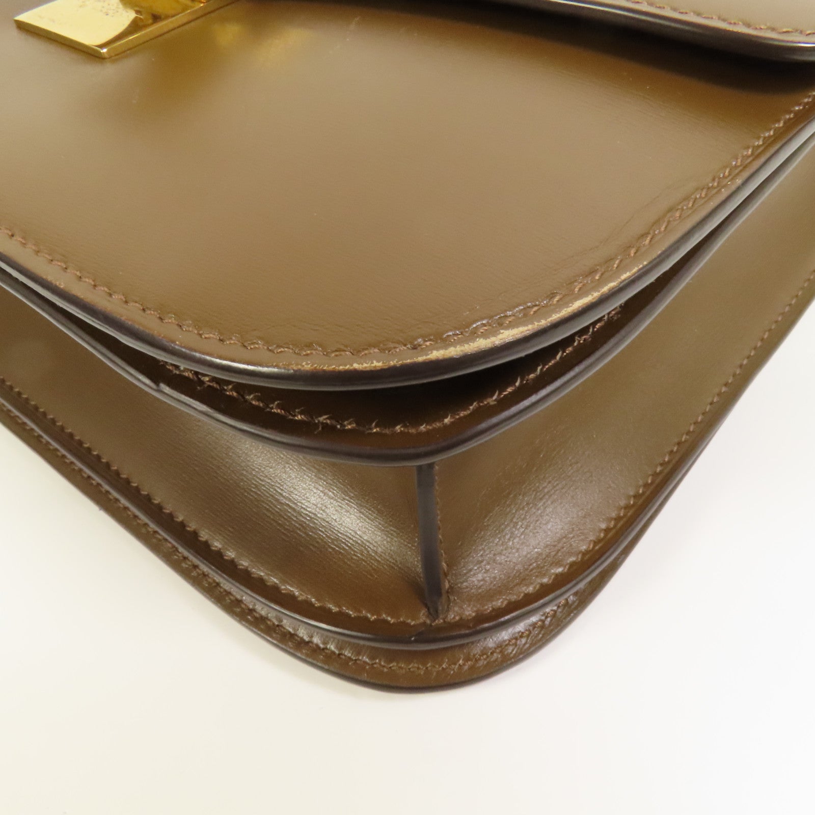 CELINE 牛皮皮革Classic Box金扣肩背袋