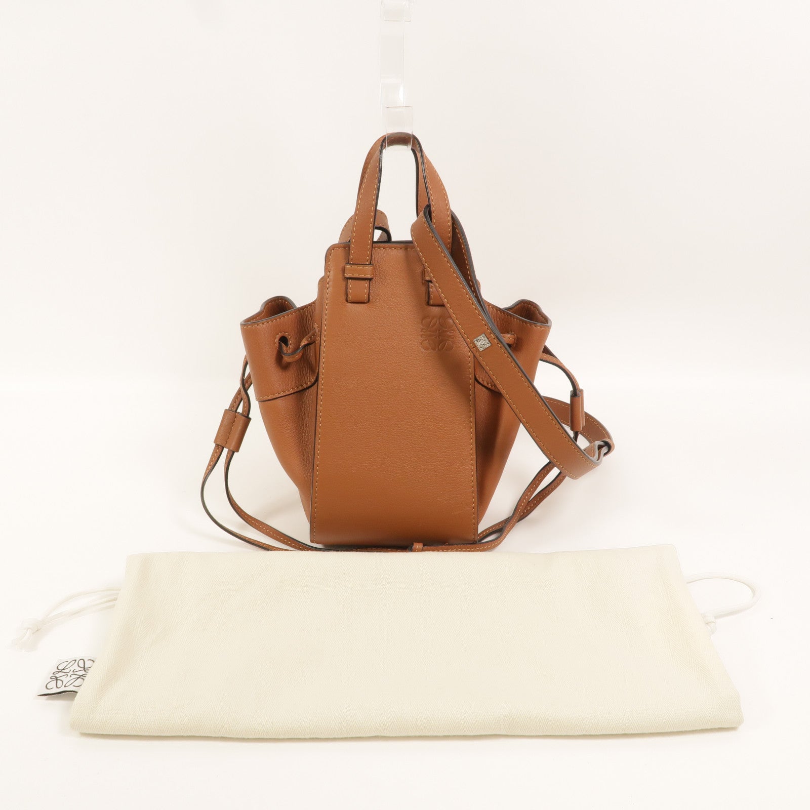 LOEWE 牛皮皮革Hammock mini手挽肩背兩用袋