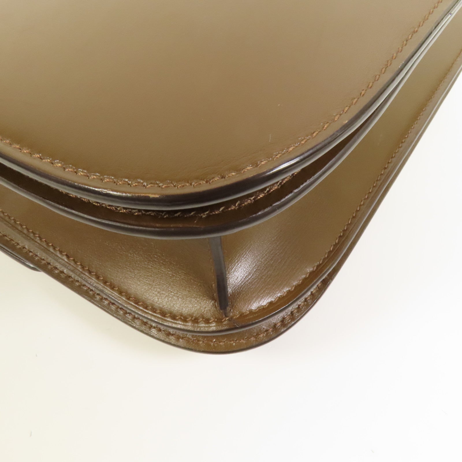 CELINE 牛皮皮革Classic Box金扣肩背袋