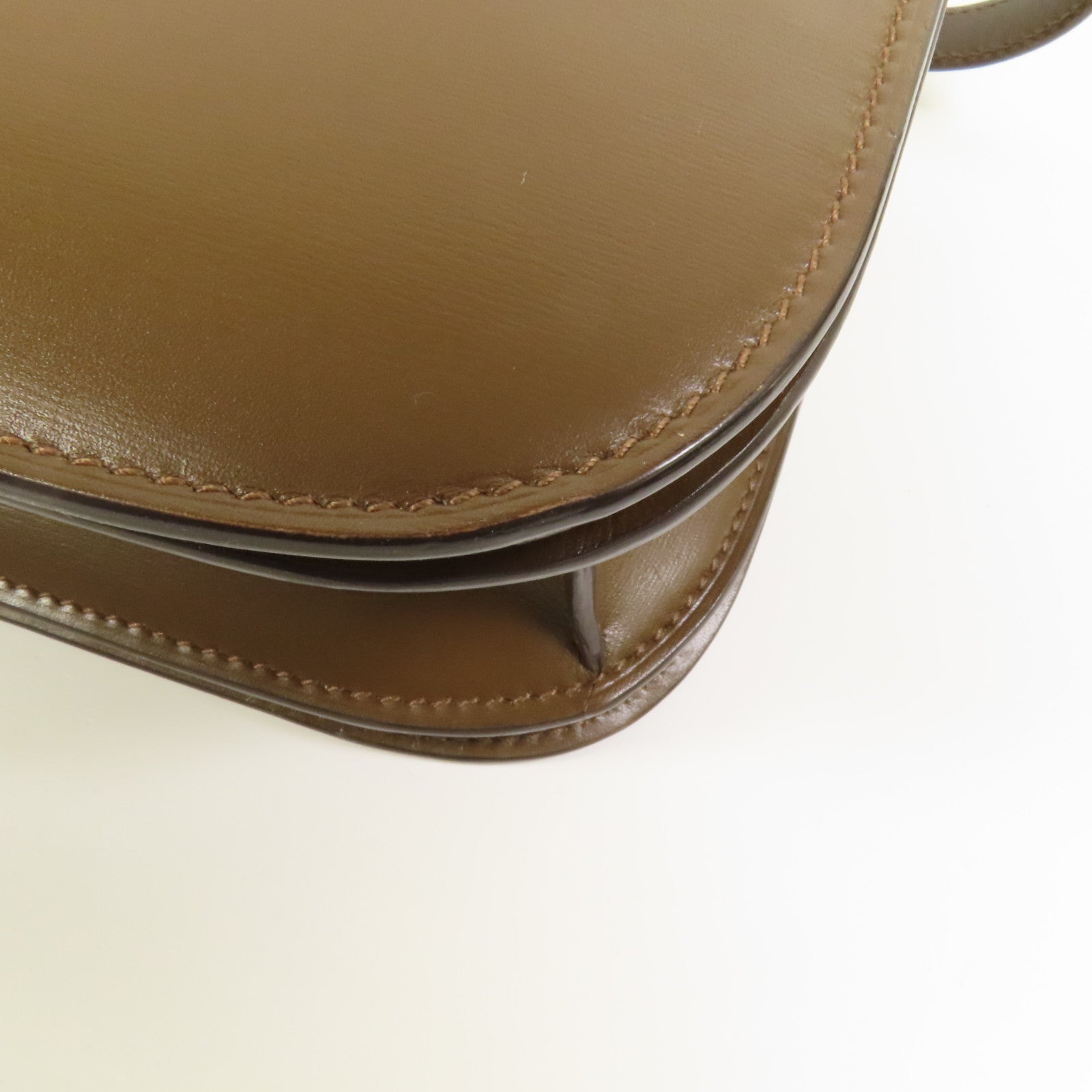 CELINE 牛皮皮革Classic Box金扣肩背袋