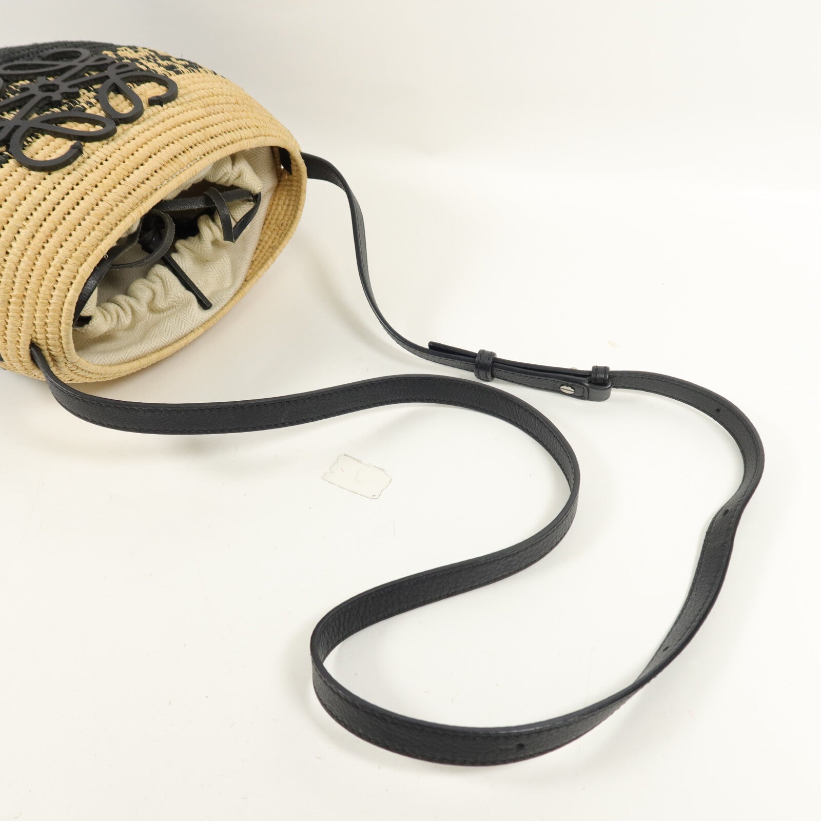 LOEWE Raffia Beehive Basket肩背袋