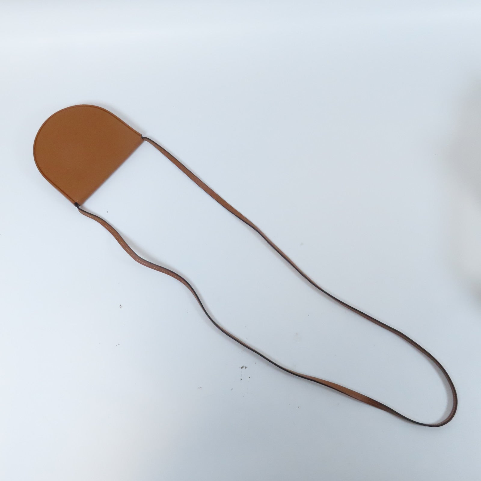 LOEWE 牛皮皮革Small Heel Shoulder Bag肩背袋啡色