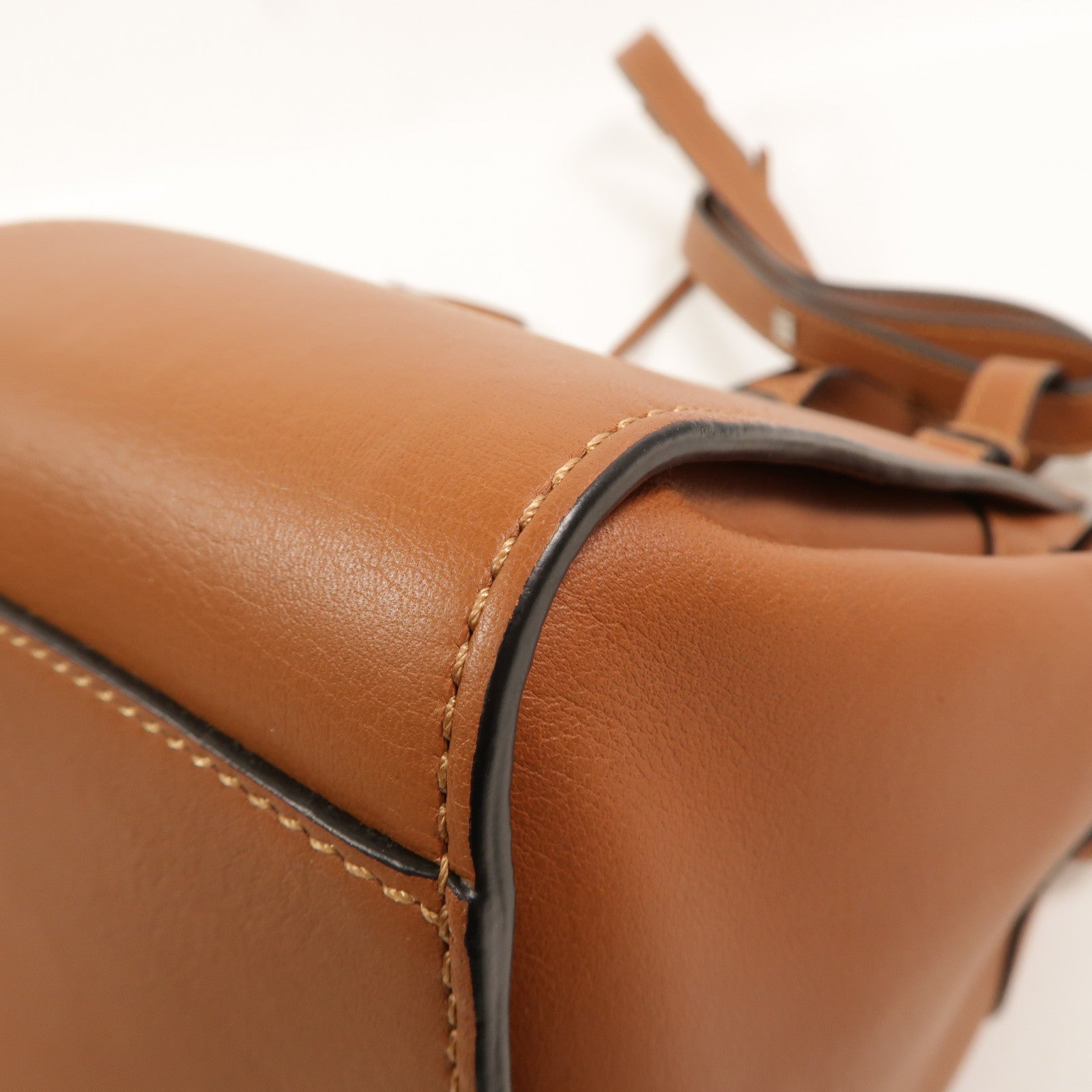 LOEWE 牛皮皮革Hammock mini手挽肩背兩用袋