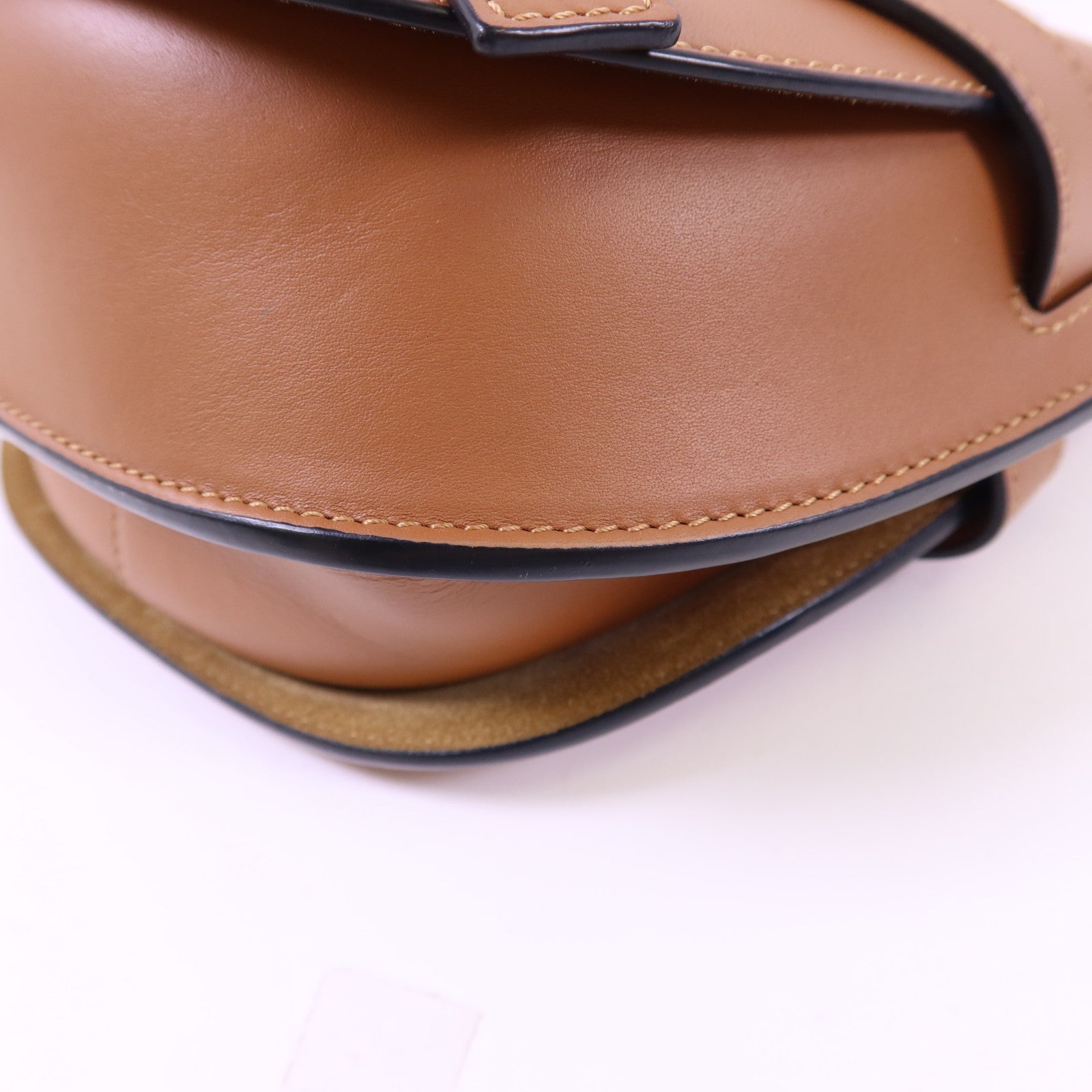 LOEWE 牛皮皮革Gate Small金扣肩背袋