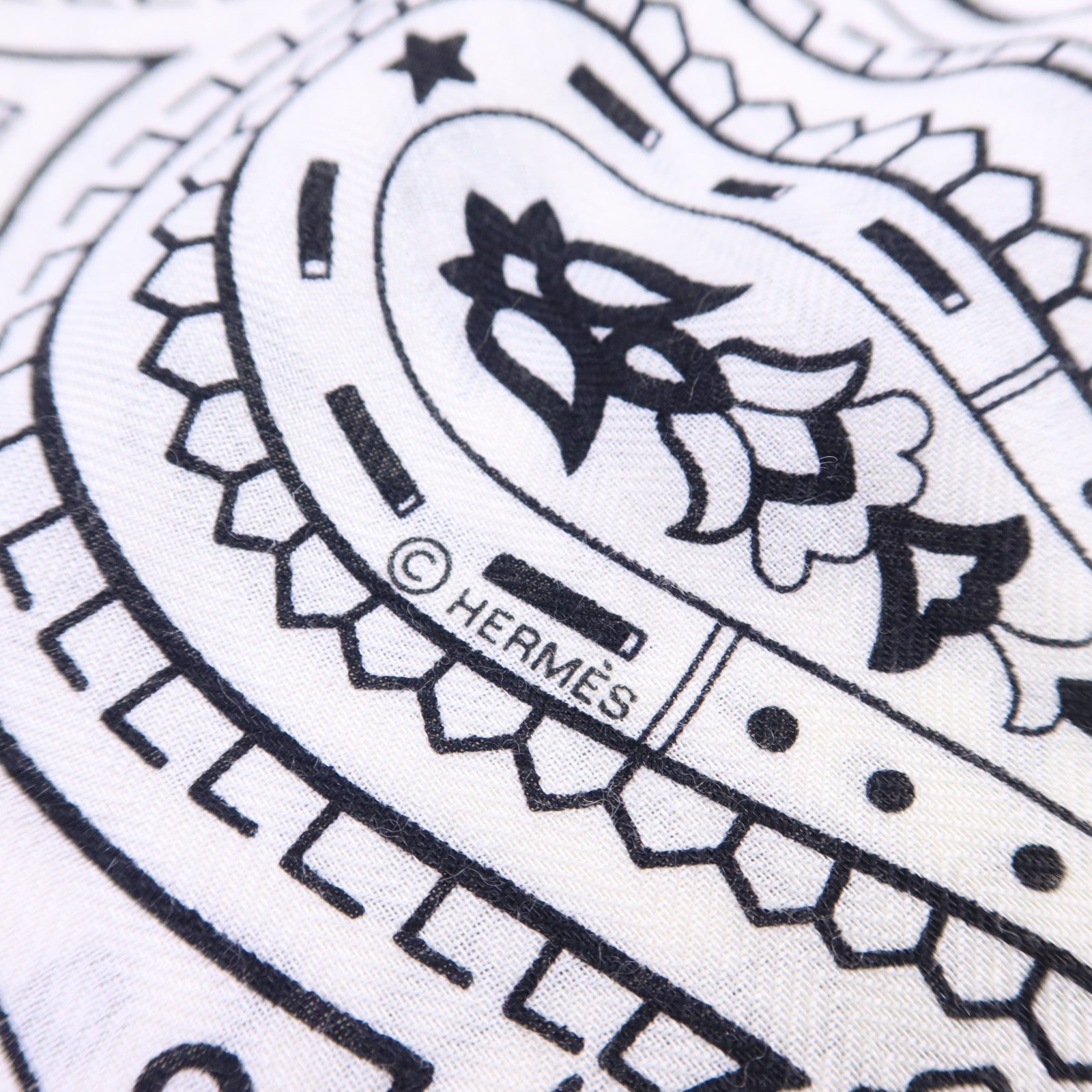 HERMES 羊絨/絲質Mors A Jouets Bandana Shawl 140x140絲巾