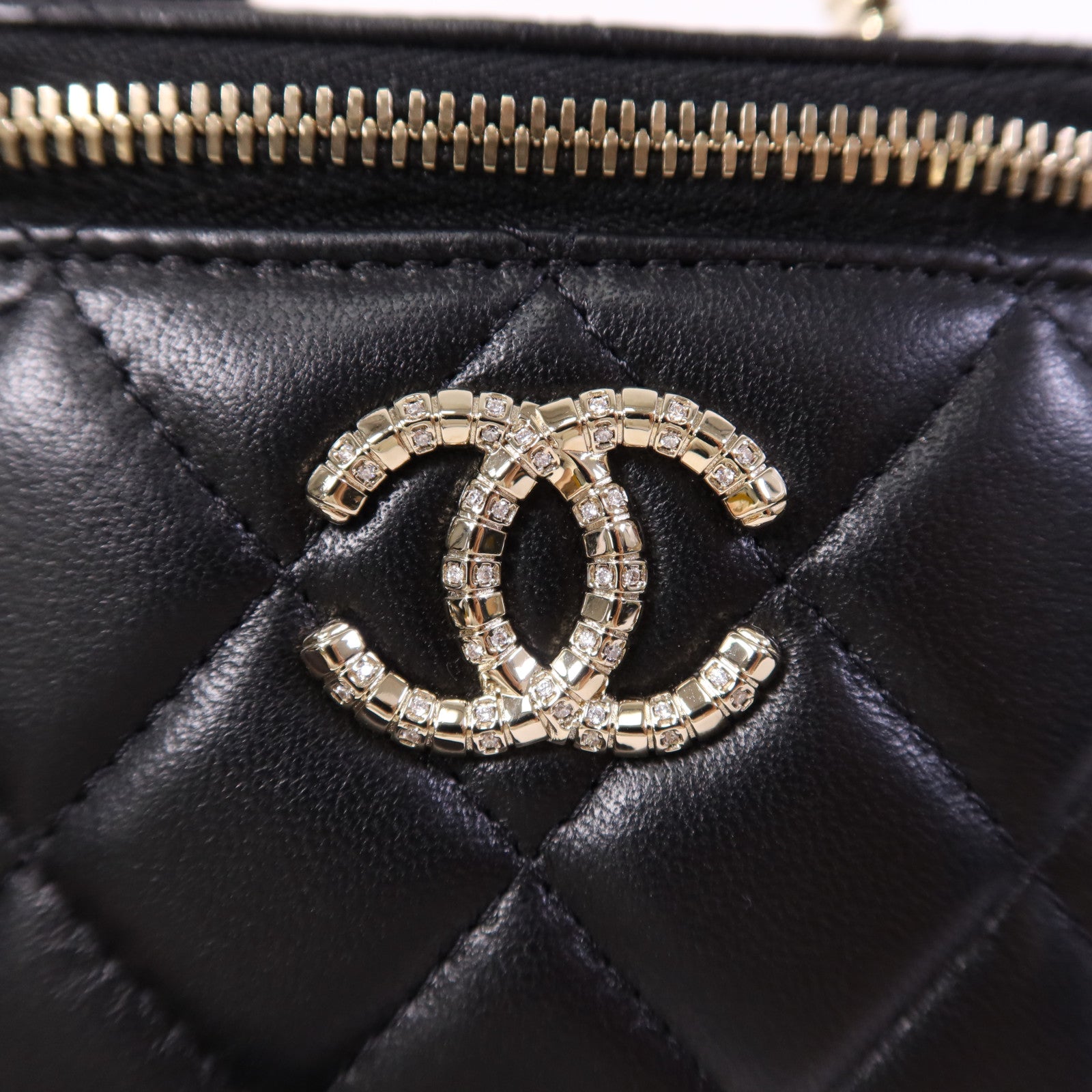 CHANEL 羊皮皮革Chain Shoulder Bag金扣鏈帶肩背袋