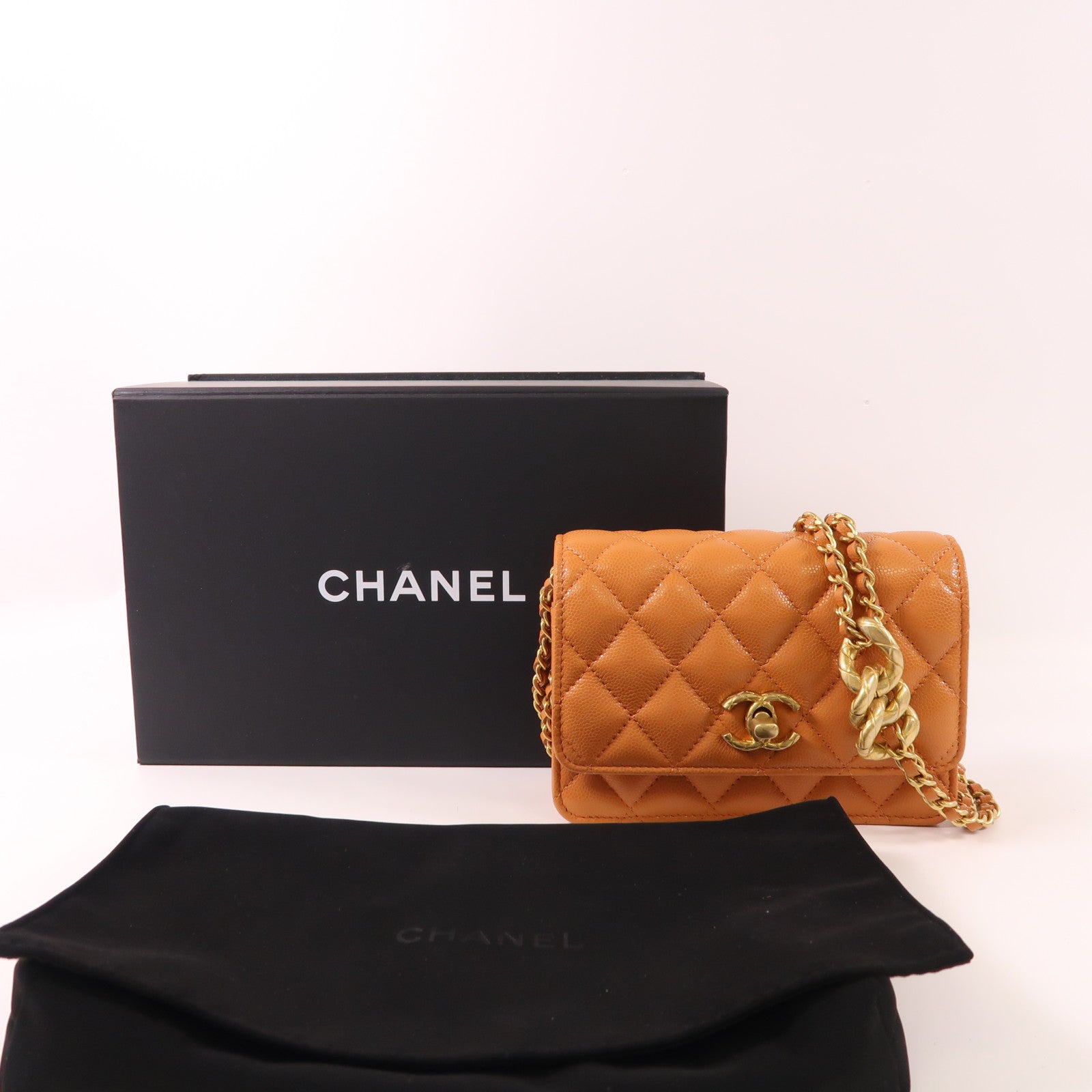 CHANEL 牛皮皮革Chain Shoulder Bag金扣鏈帶肩背袋