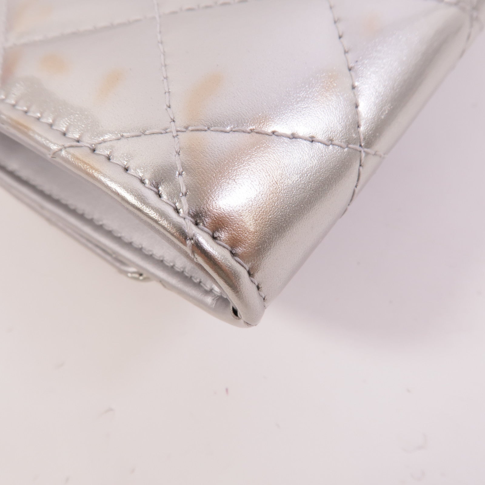 CHANEL 漆皮皮革Wallet On Chain肩背袋