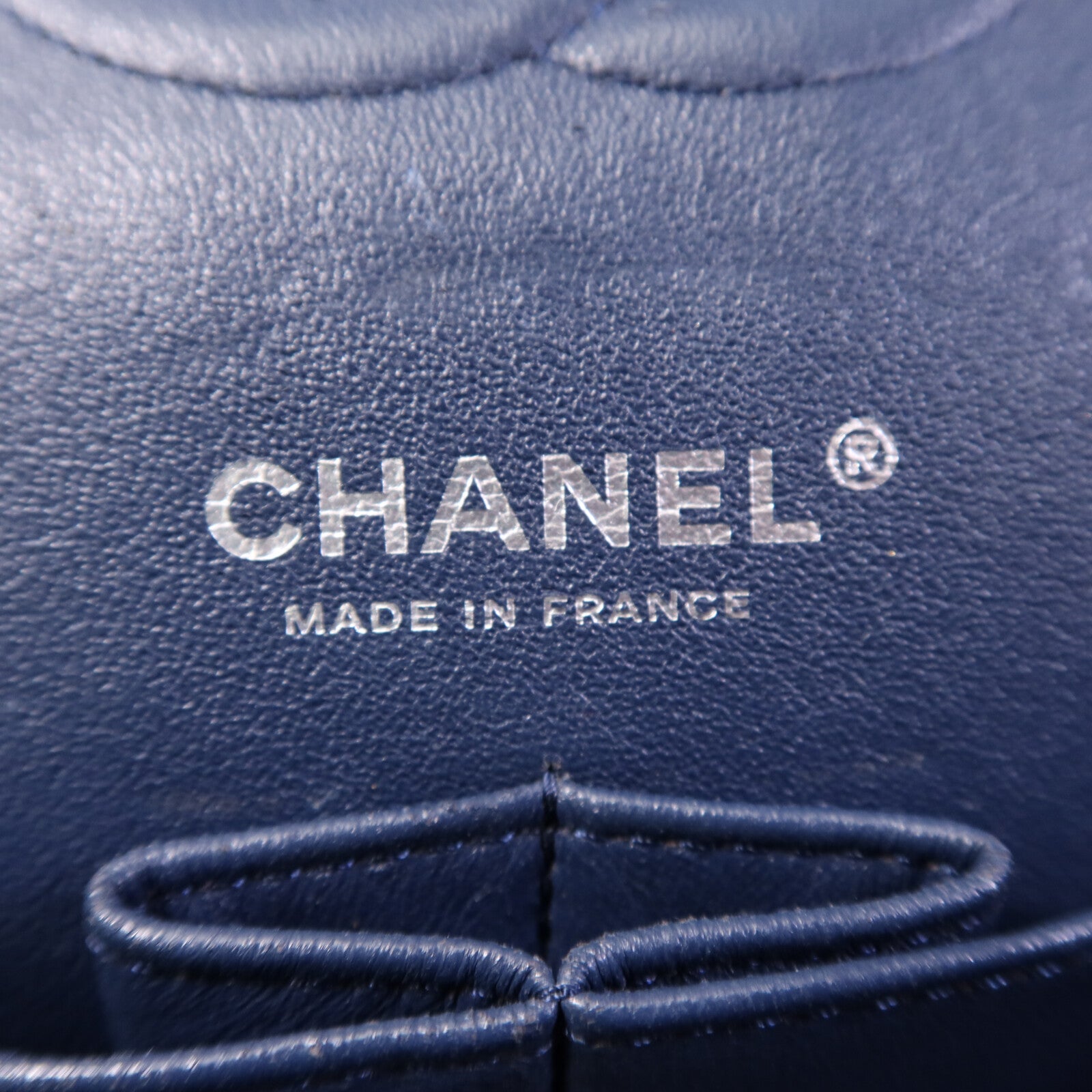 CHANEL 漆皮皮革Classic 25銀扣鏈帶肩背袋