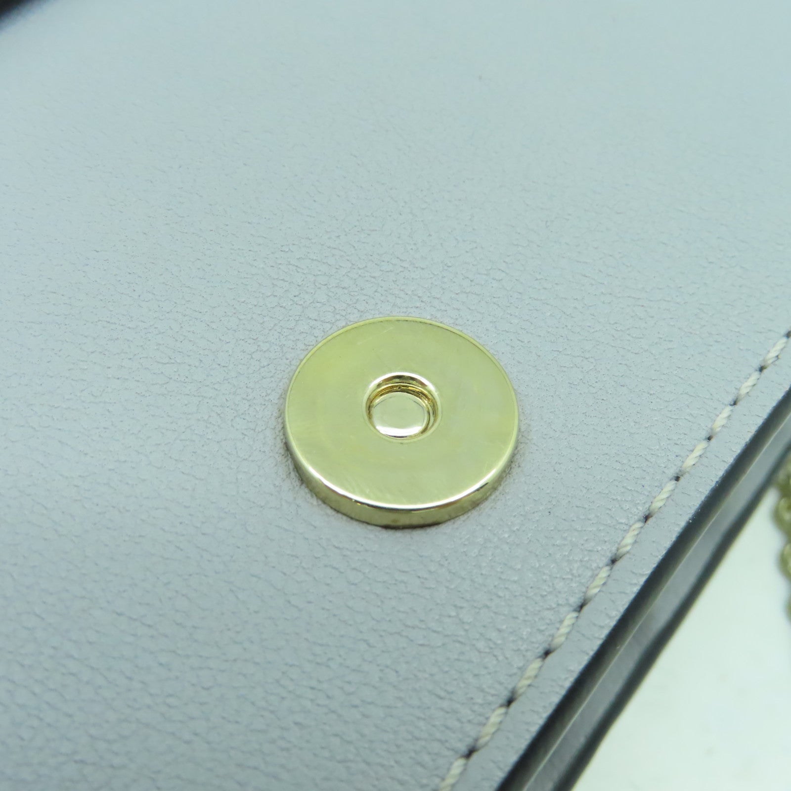 Valentino 牛皮皮革Shoulder Bag金扣鏈帶肩背袋灰色