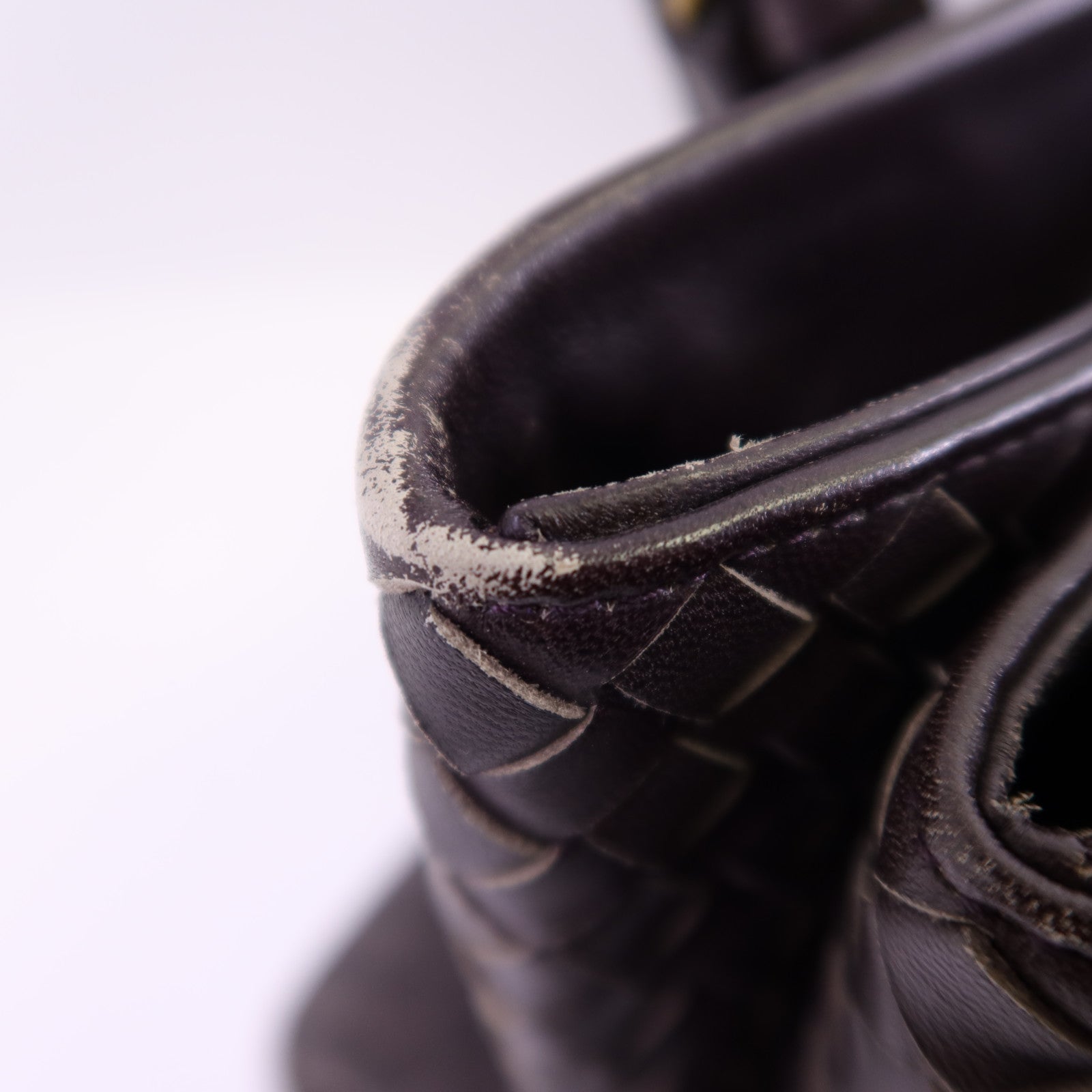 BOTTEGA VENETA 織紋皮革Roma Medium金扣手挽袋