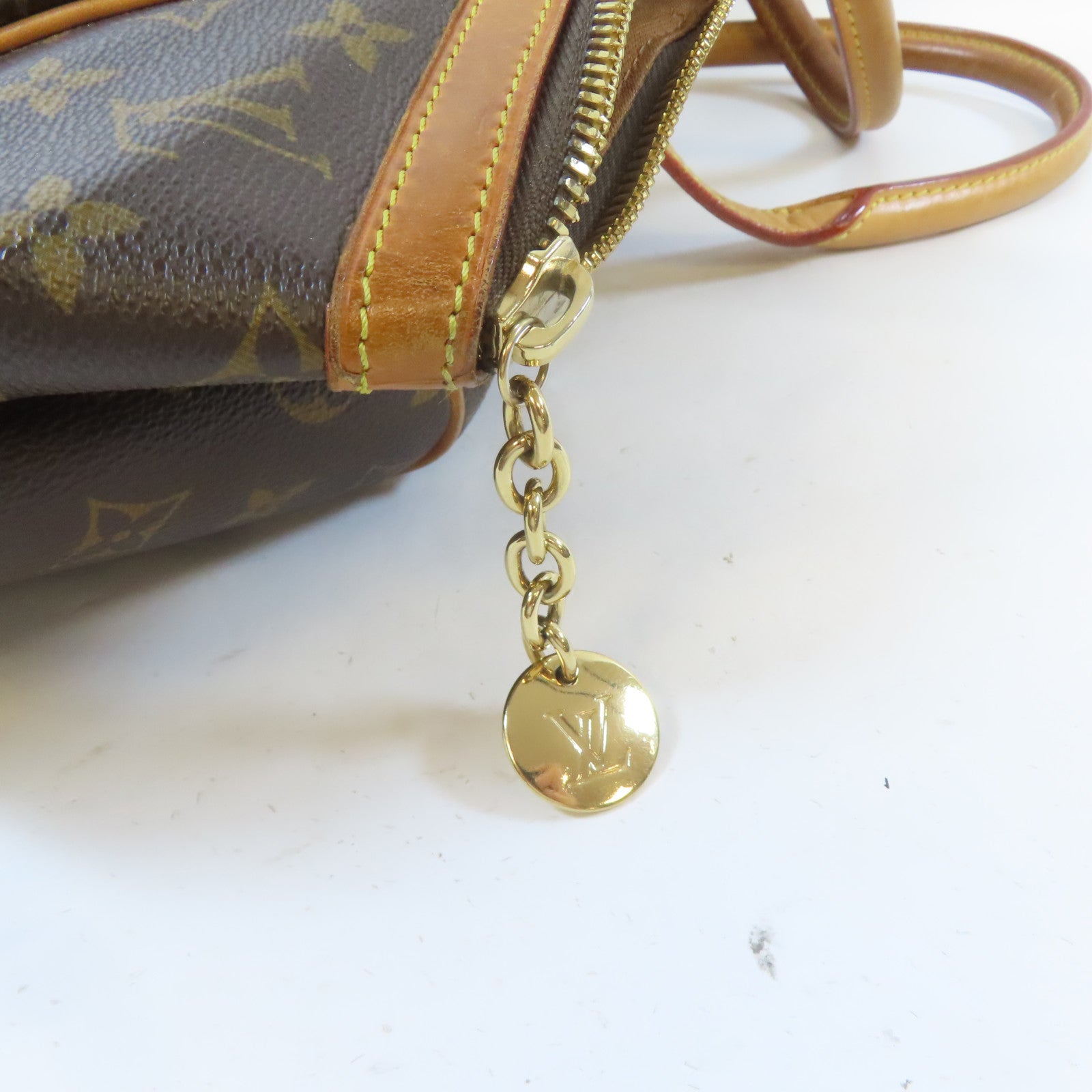 LOUIS VUITTON 【激減優惠】Monogram Tivoli GM金扣肩背袋啡色
