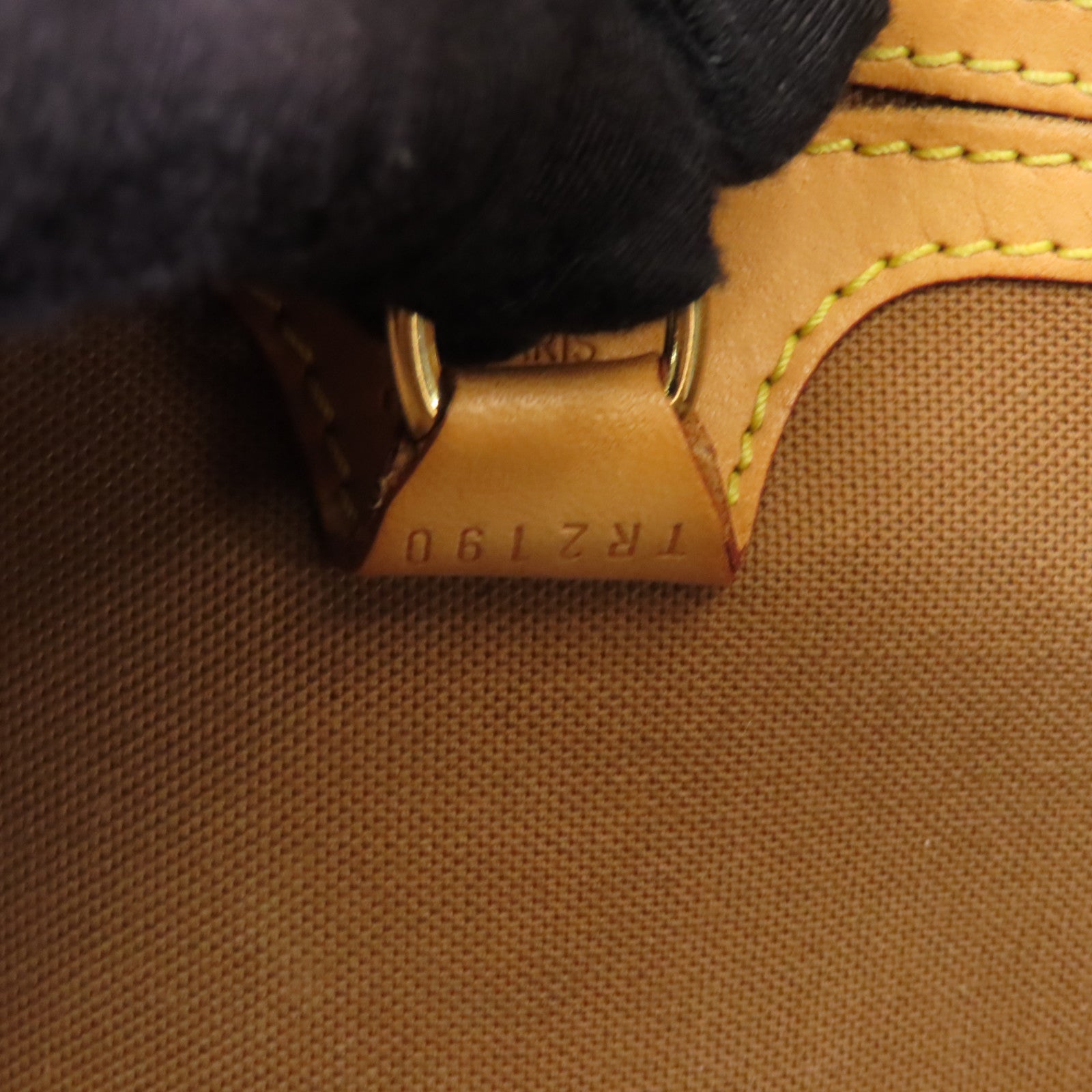 LOUIS VUITTON Monogram Elipse PM金扣手挽袋粉啡色