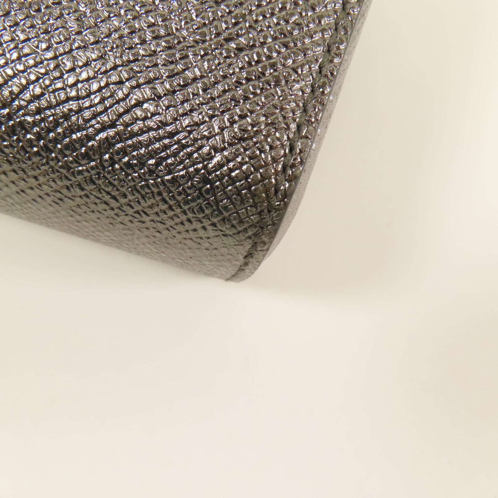 D&G 牛皮皮革Shoulder Bag金扣肩背袋